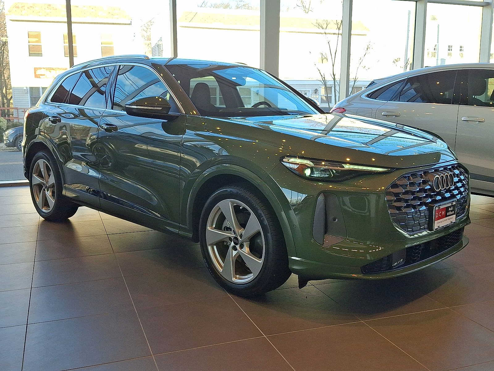 Thumbnail: 2025 Audi Q5 - 2