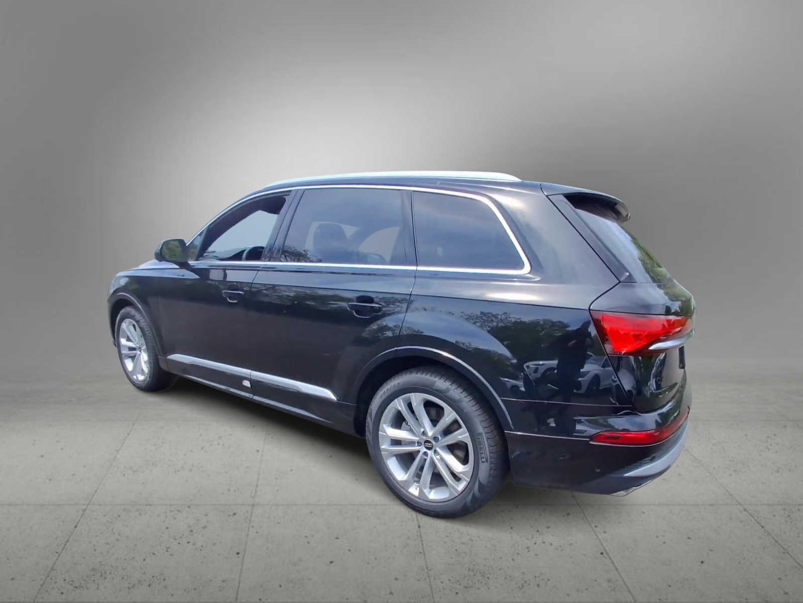 Thumbnail: 2026 Audi Q7 - 6