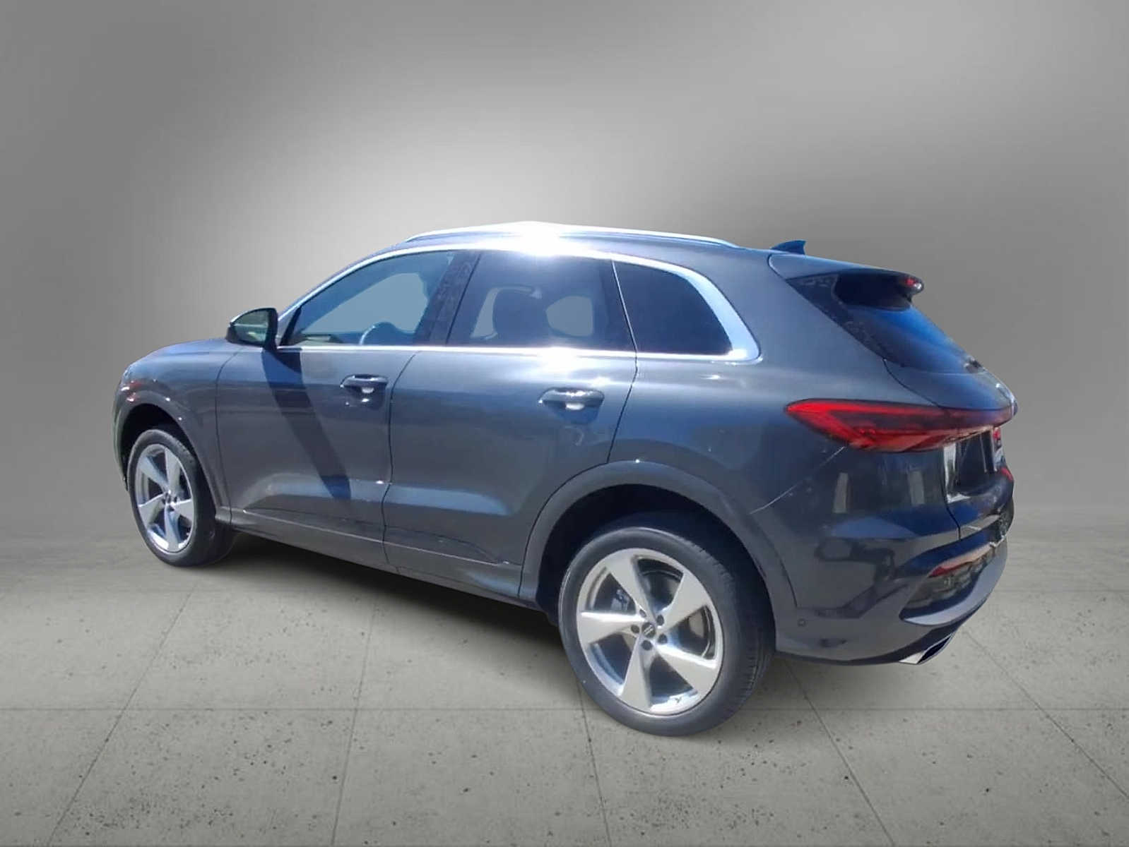 Thumbnail: 2026 Audi Q5 - 6