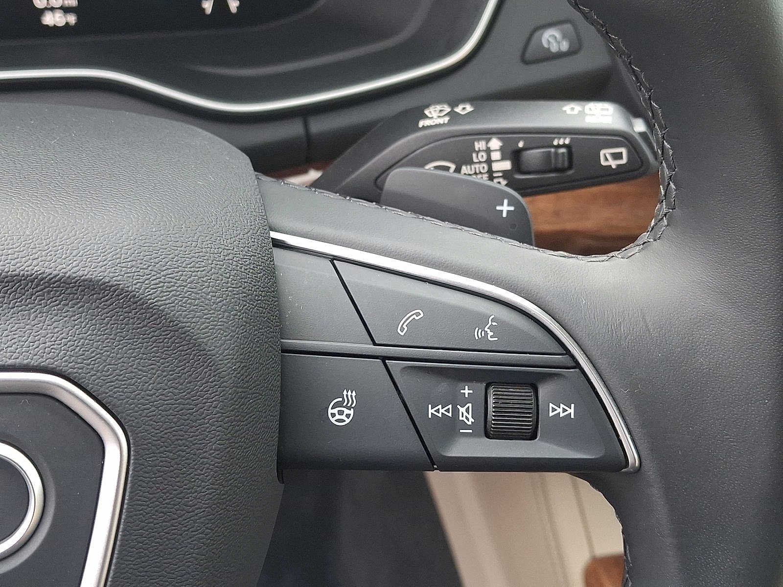 Thumbnail: 2025 Audi Q5 - 18