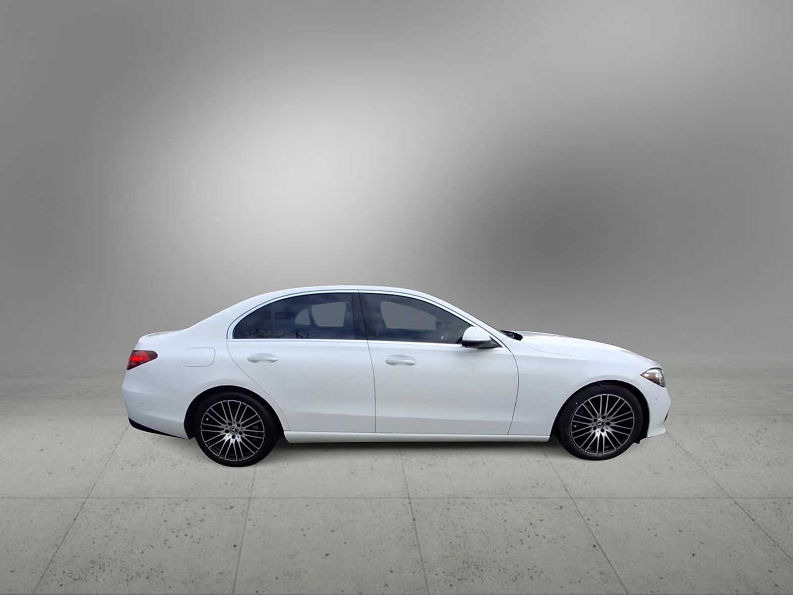 Thumbnail: 2023 Mercedes-Benz C-Class - 9