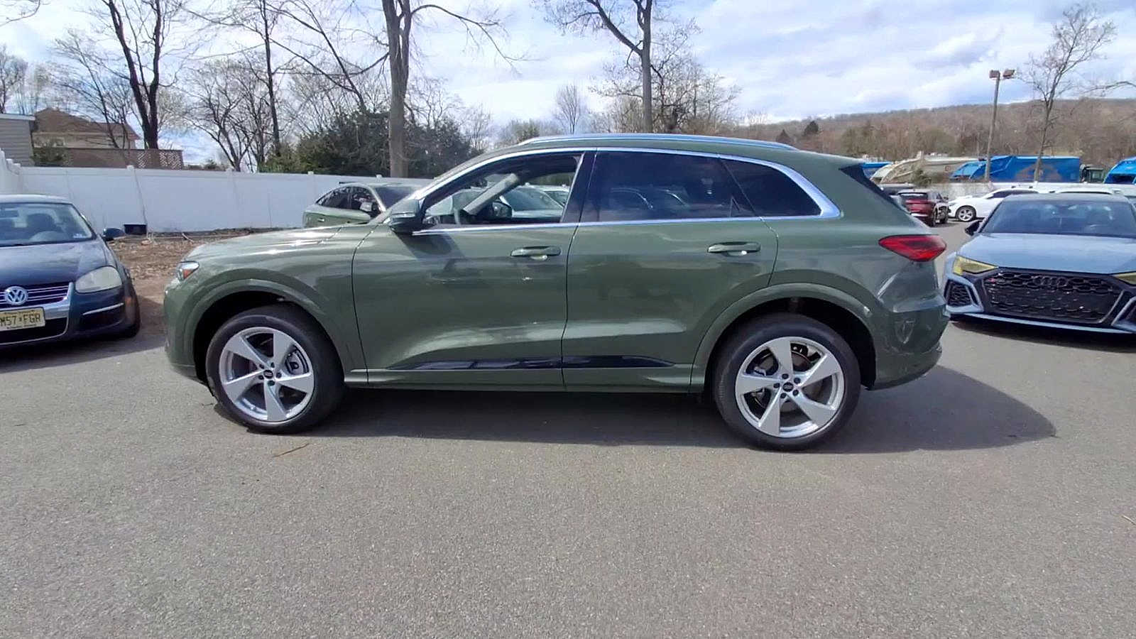 Thumbnail: 2026 Audi Q5 - 5