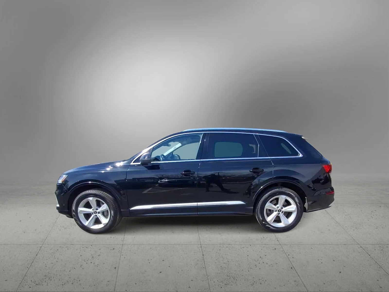 Thumbnail: 2023 Audi Q7 - 5