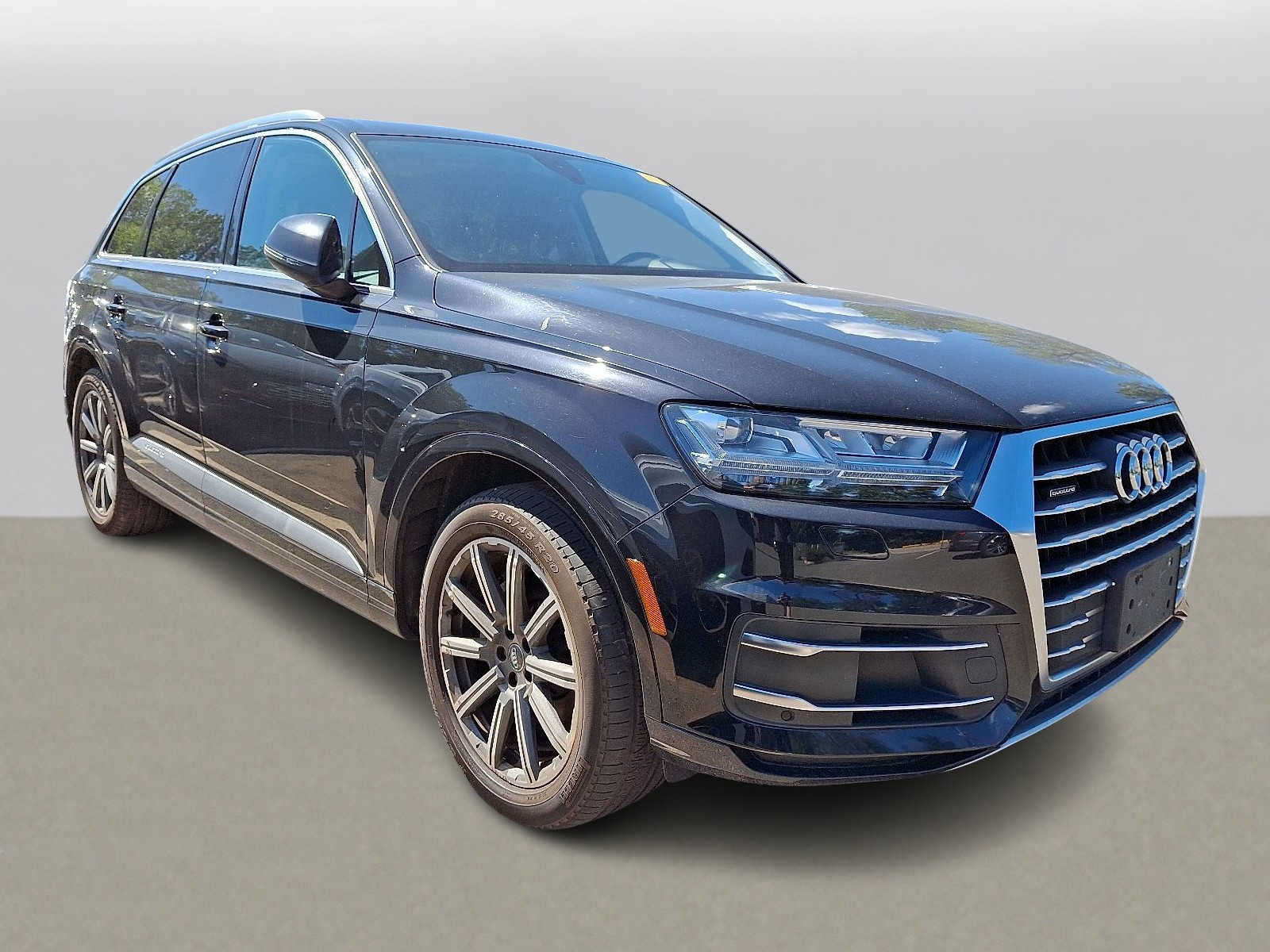 Thumbnail: 2017 Audi Q7 - 2