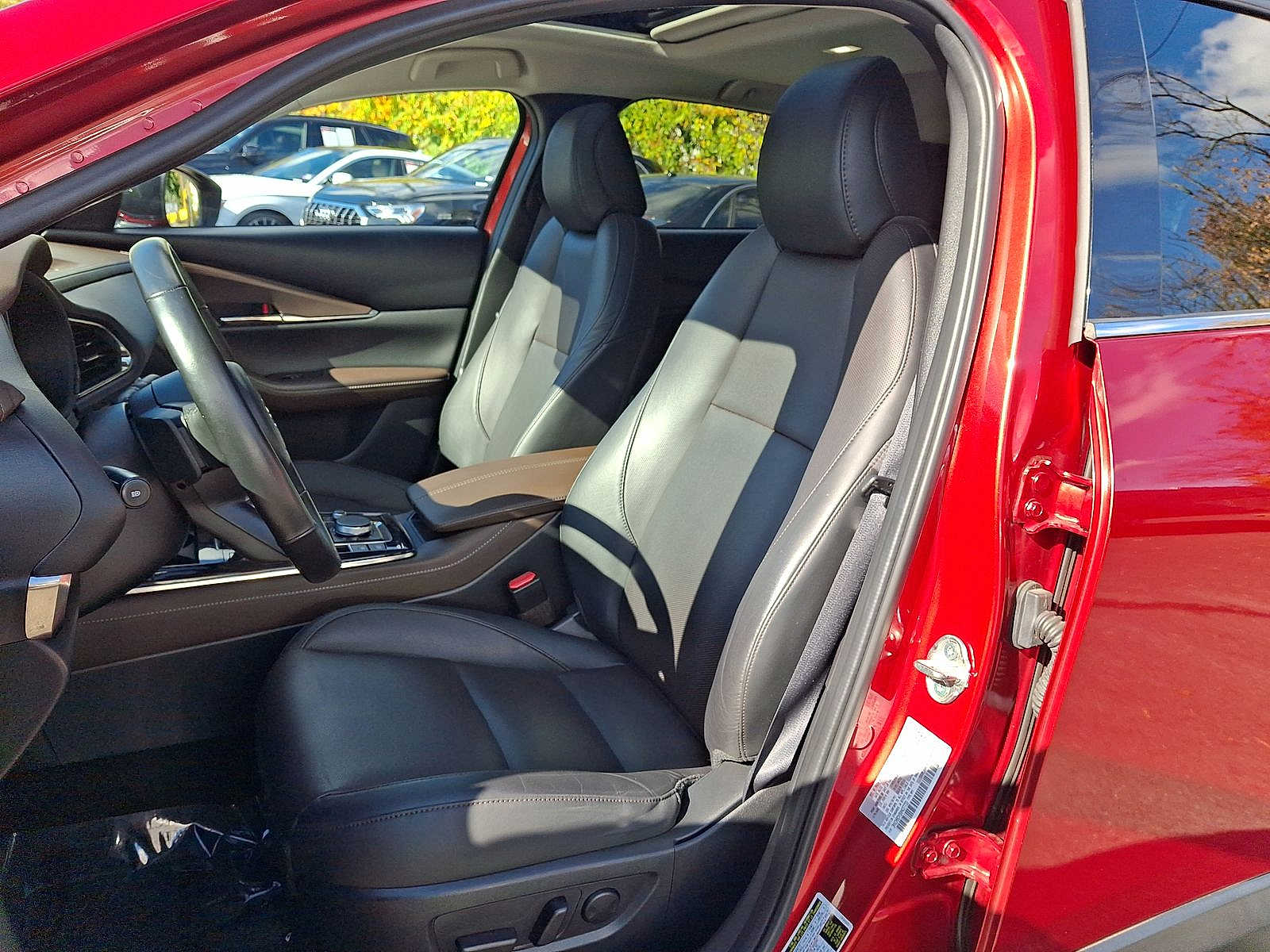 Thumbnail: 2022 Mazda CX-30 - 11