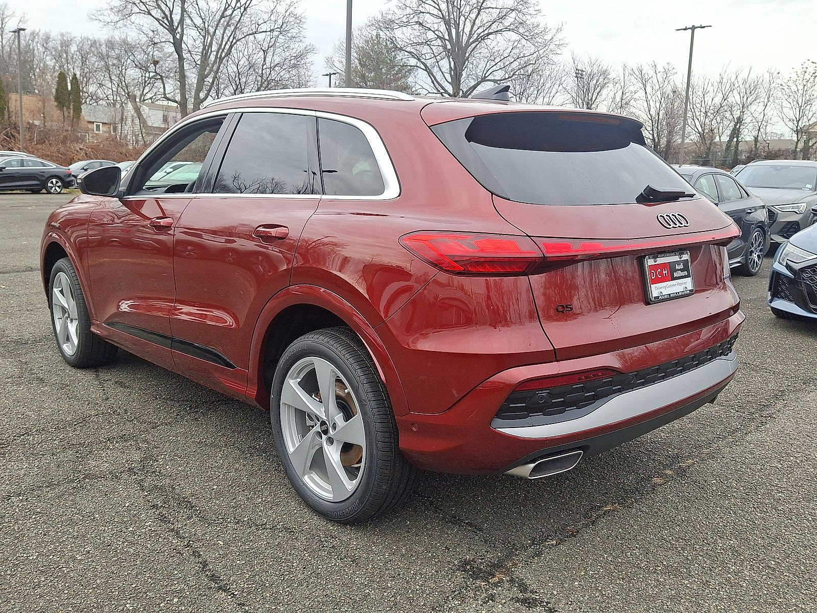 Thumbnail: 2025 Audi Q5 - 12