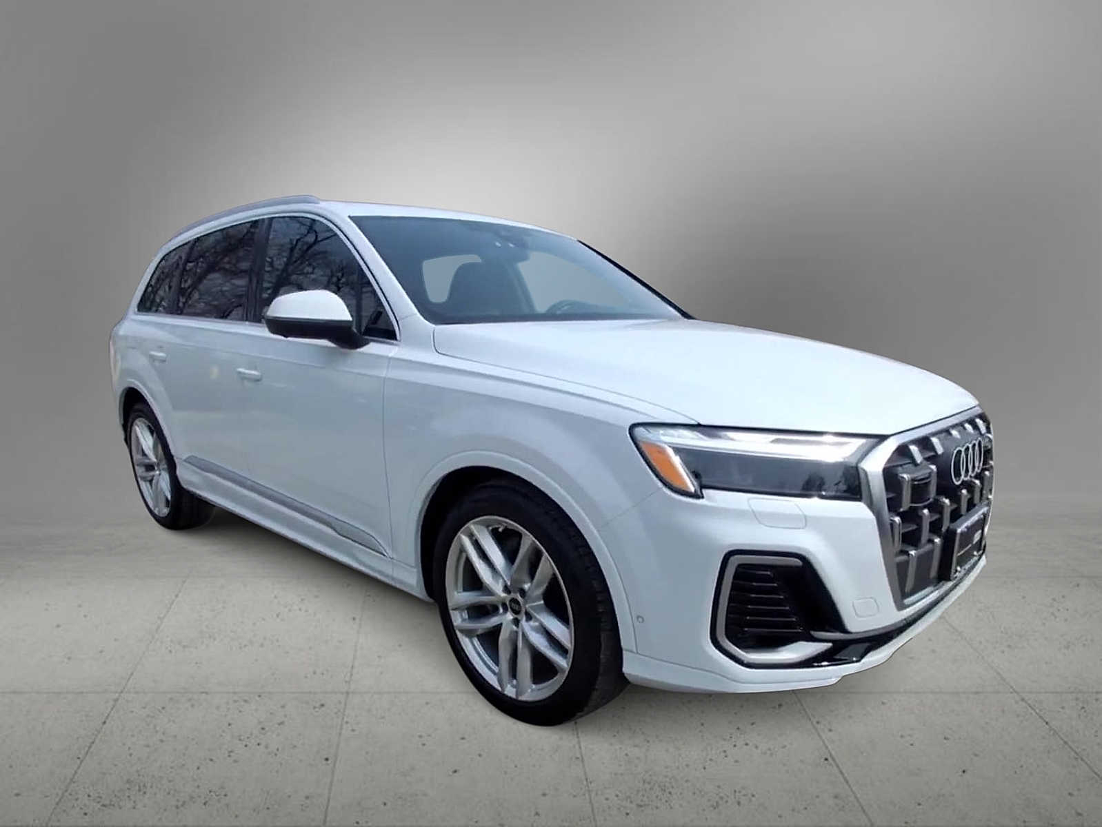 Thumbnail: 2025 Audi Q7 - 2