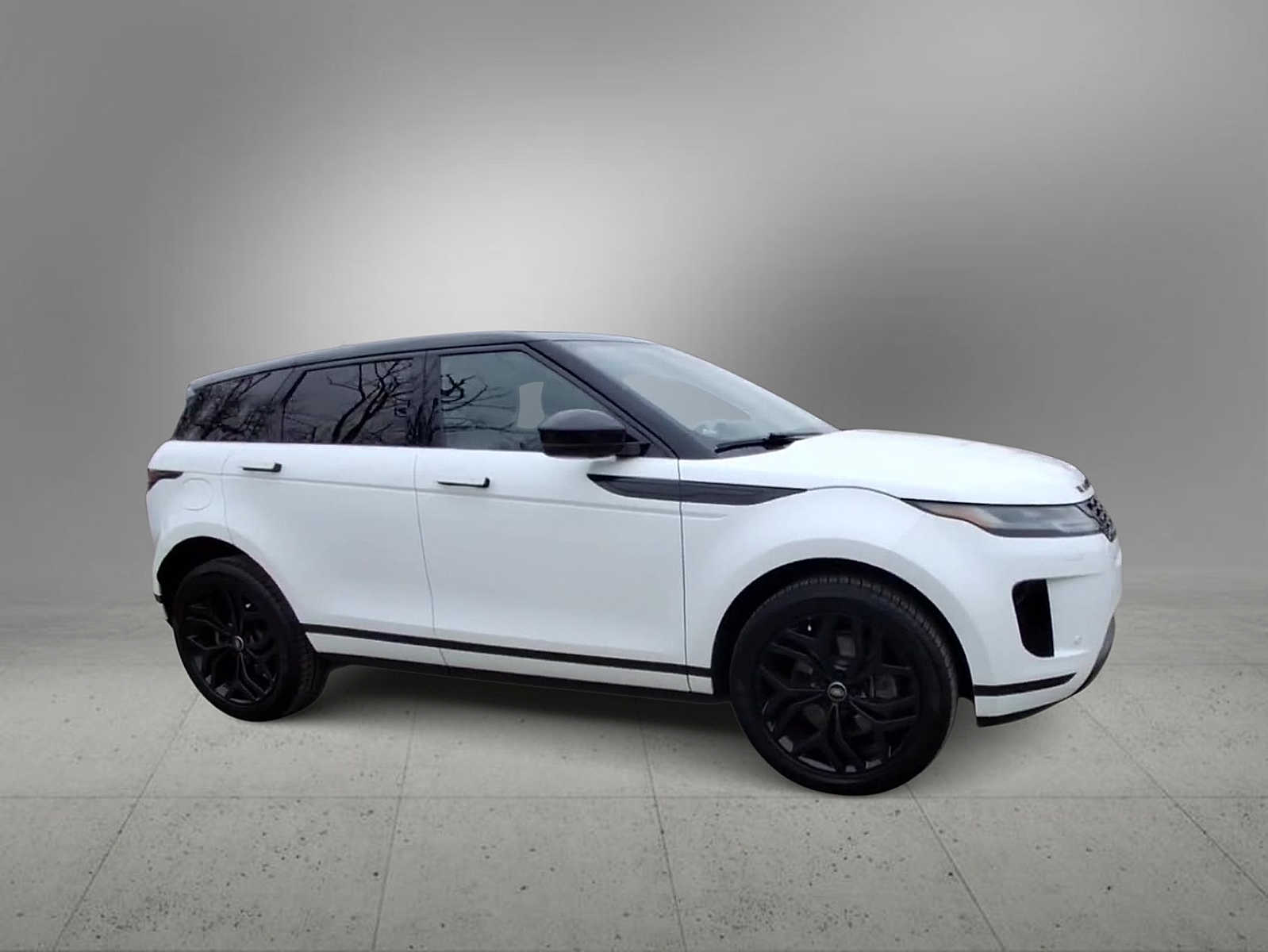 Thumbnail: 2023 Land Rover Range Rover Evoque - 9
