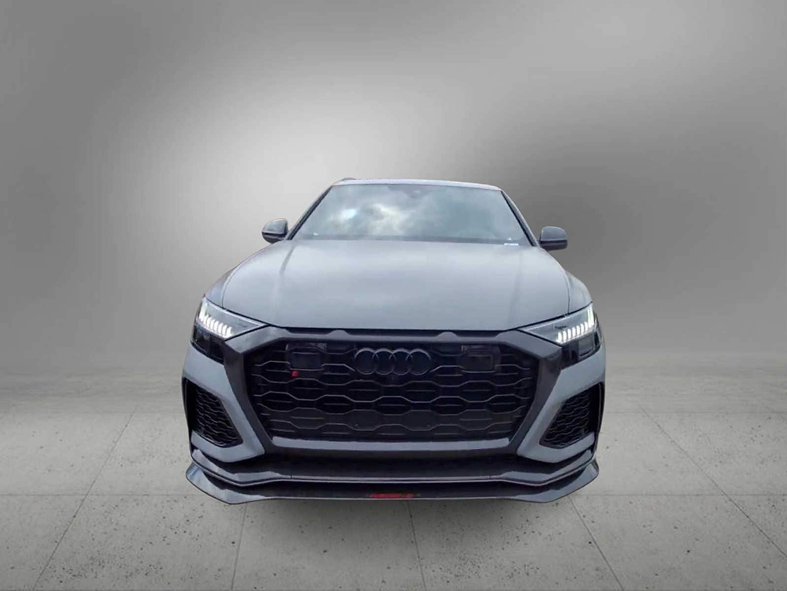 Thumbnail: 2024 Audi RS Q8 - 3