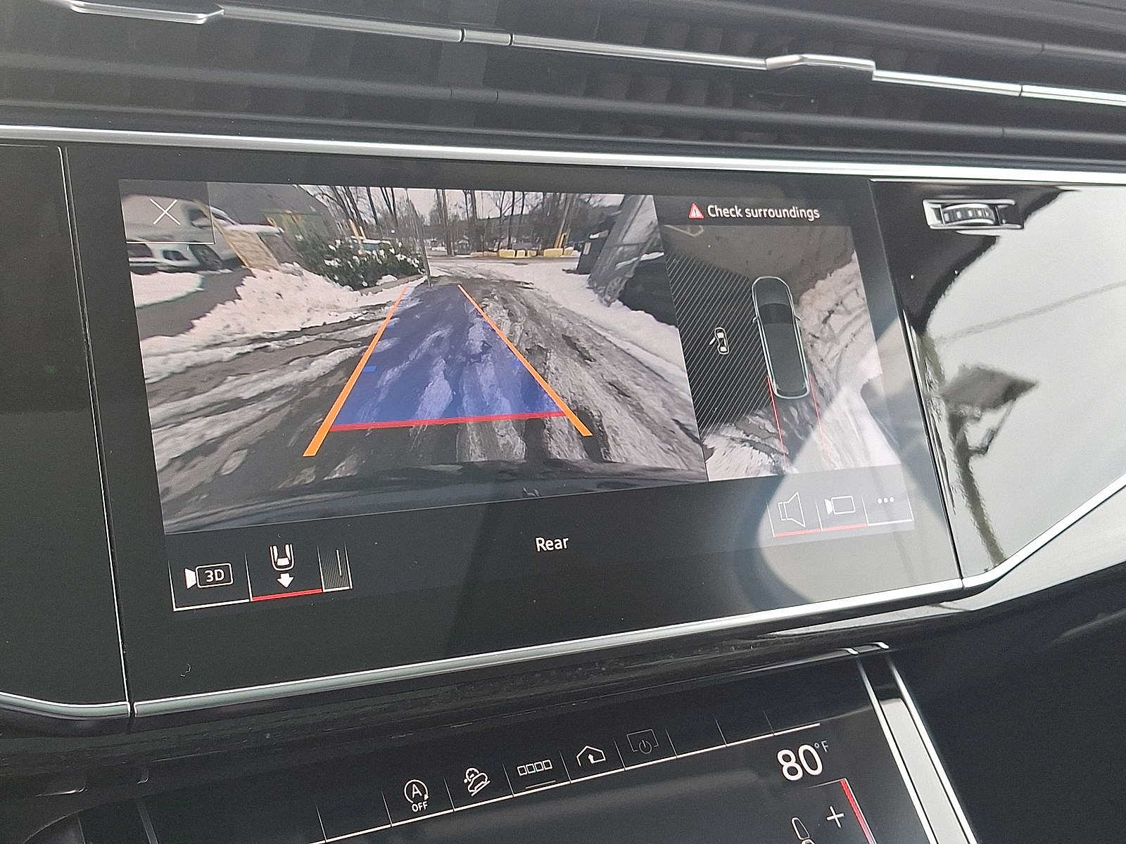 Thumbnail: 2023 Audi Q7 - 14