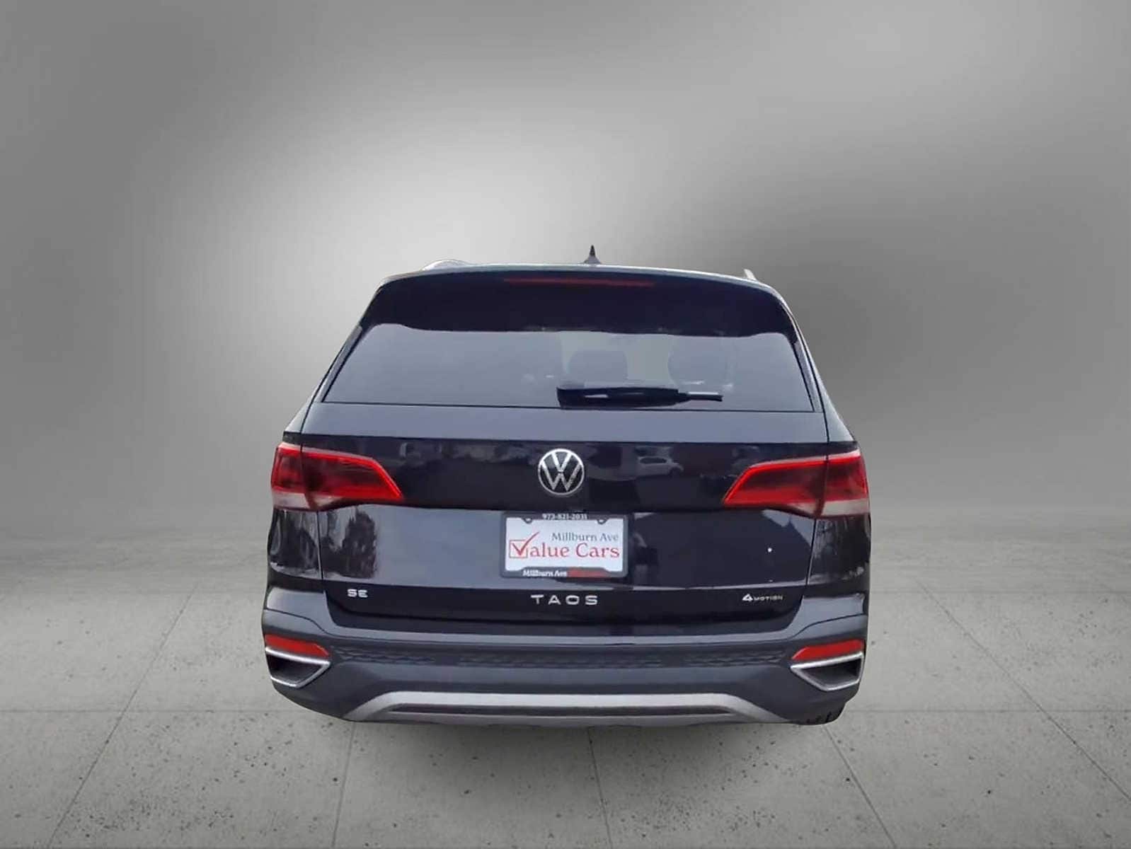 Thumbnail: 2024 Volkswagen Taos - 7