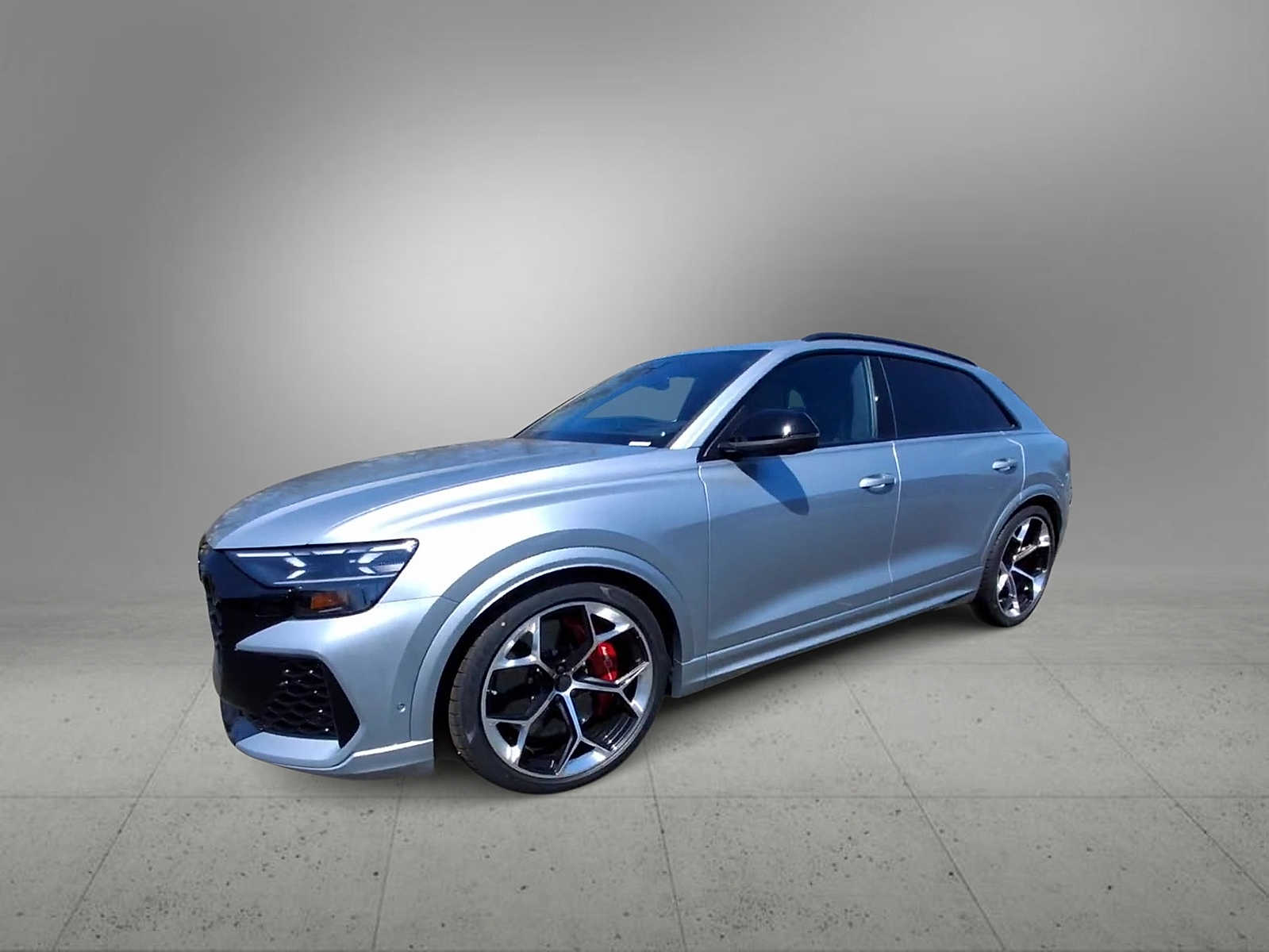 Thumbnail: 2026 Audi RS Q8 - 4