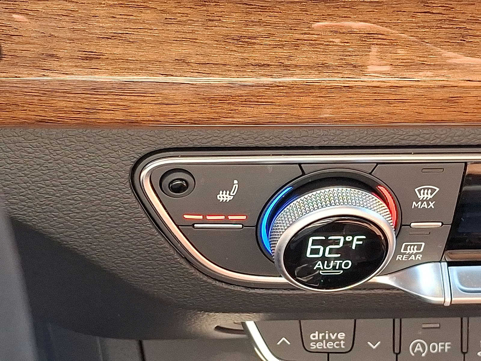 Thumbnail: 2023 Audi Q5 - 19