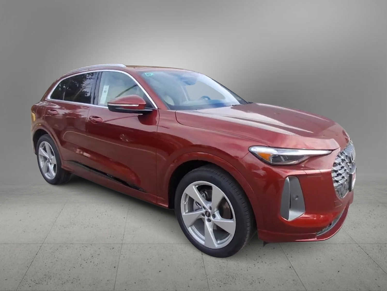 Thumbnail: 2025 Audi Q5 - 2