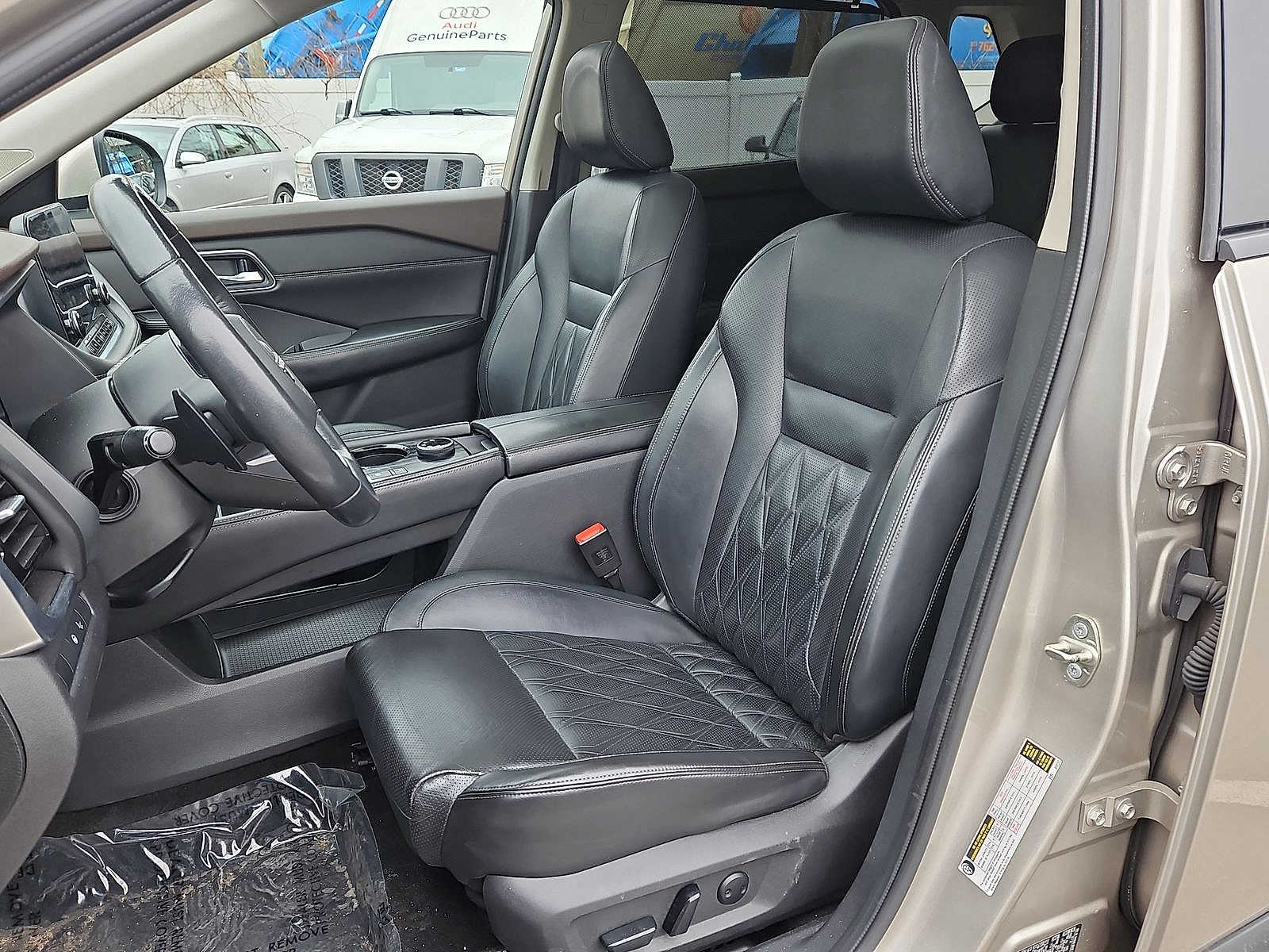 Thumbnail: 2022 Nissan Rogue - 11