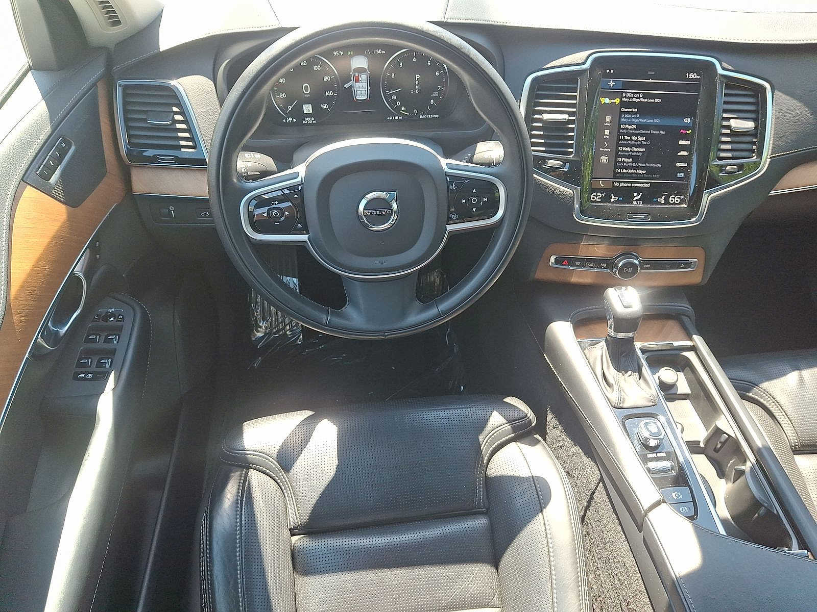Thumbnail: 2020 Volvo XC90 - 19