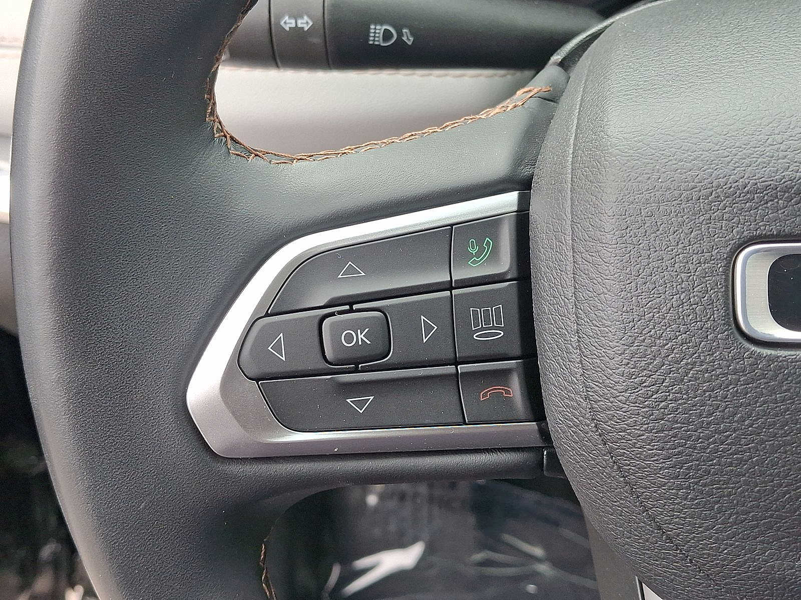 Thumbnail: 2022 Jeep Compass - 17