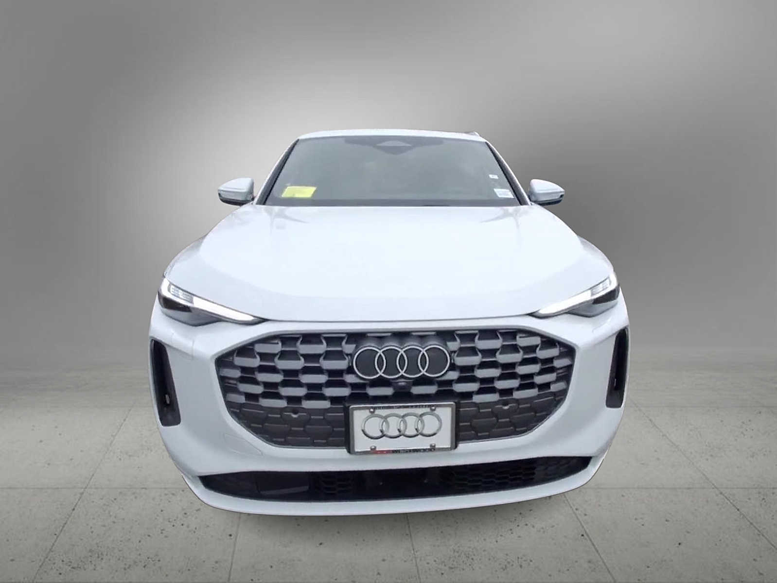 Thumbnail: 2025 Audi Q5 - 3