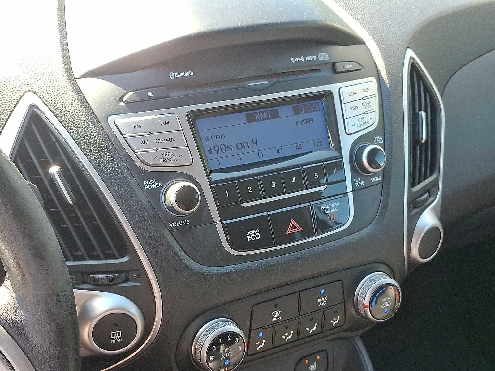 Thumbnail: 2013 Hyundai Tucson - 14