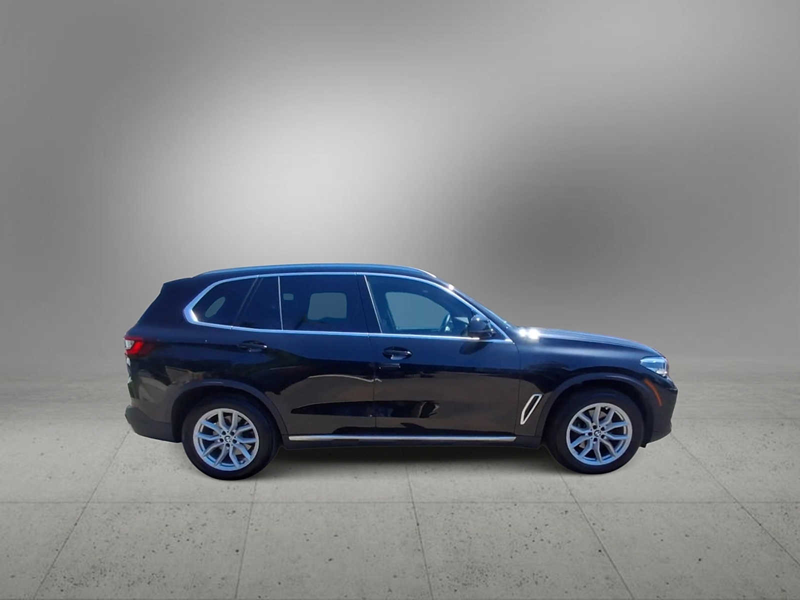 Thumbnail: 2022 BMW X5 - 9