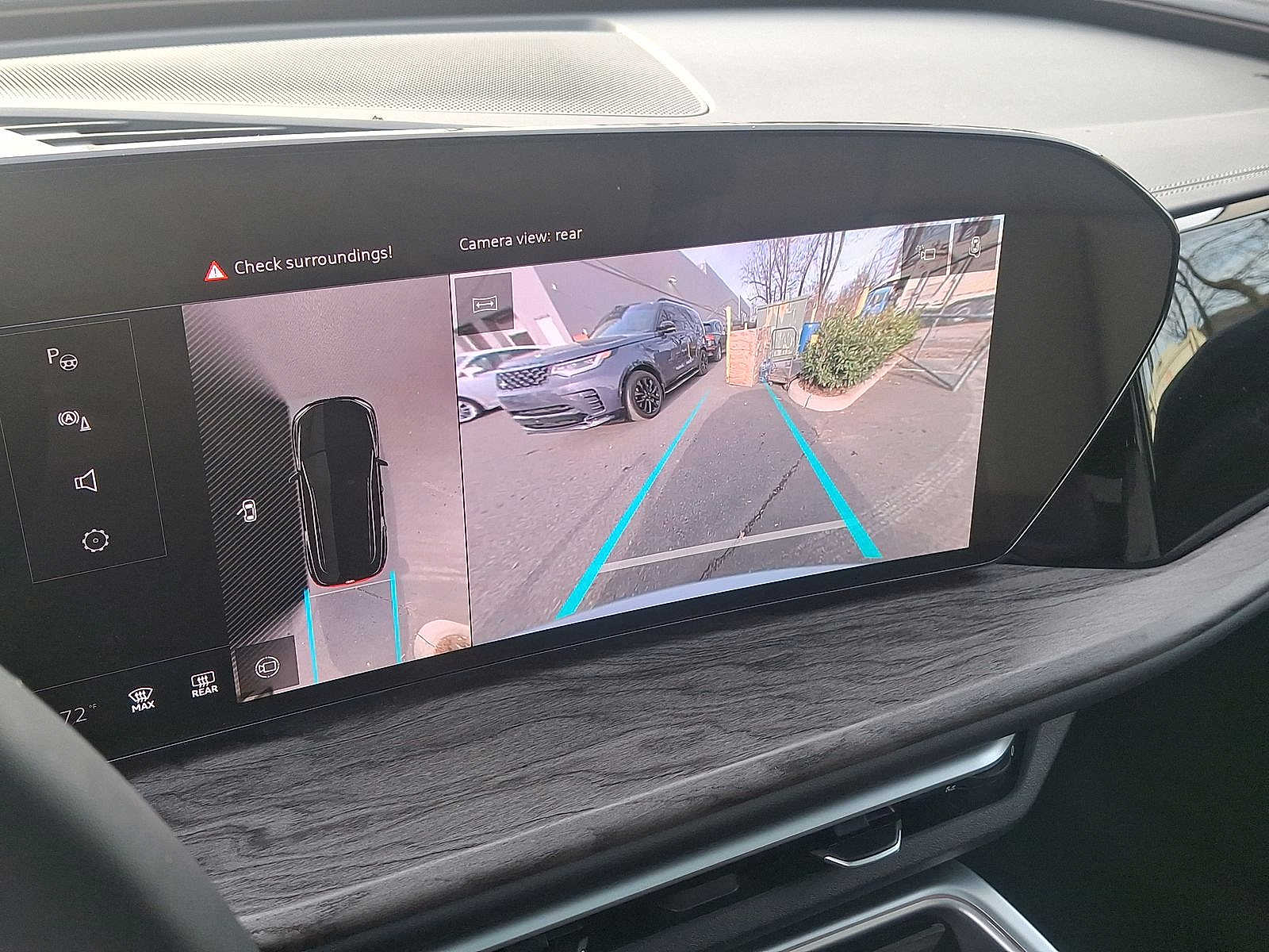 Thumbnail: 2025 Audi Q5 - 15