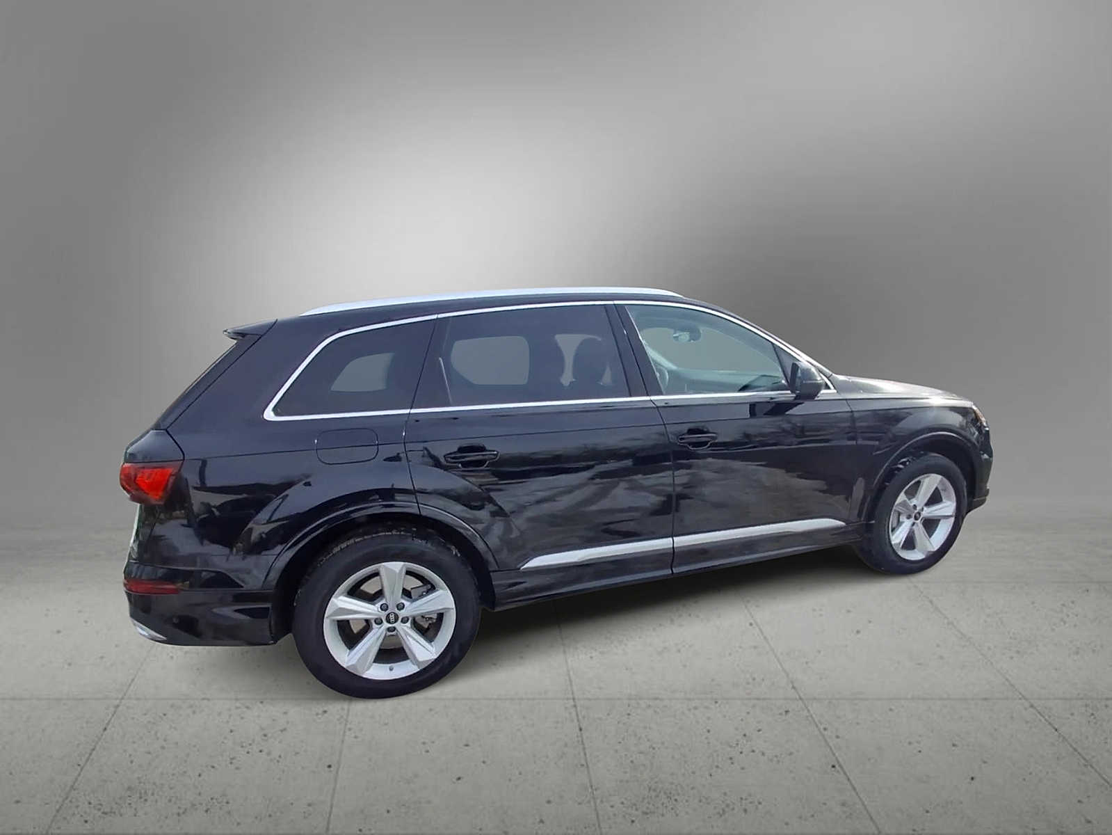 Thumbnail: 2023 Audi Q7 - 8