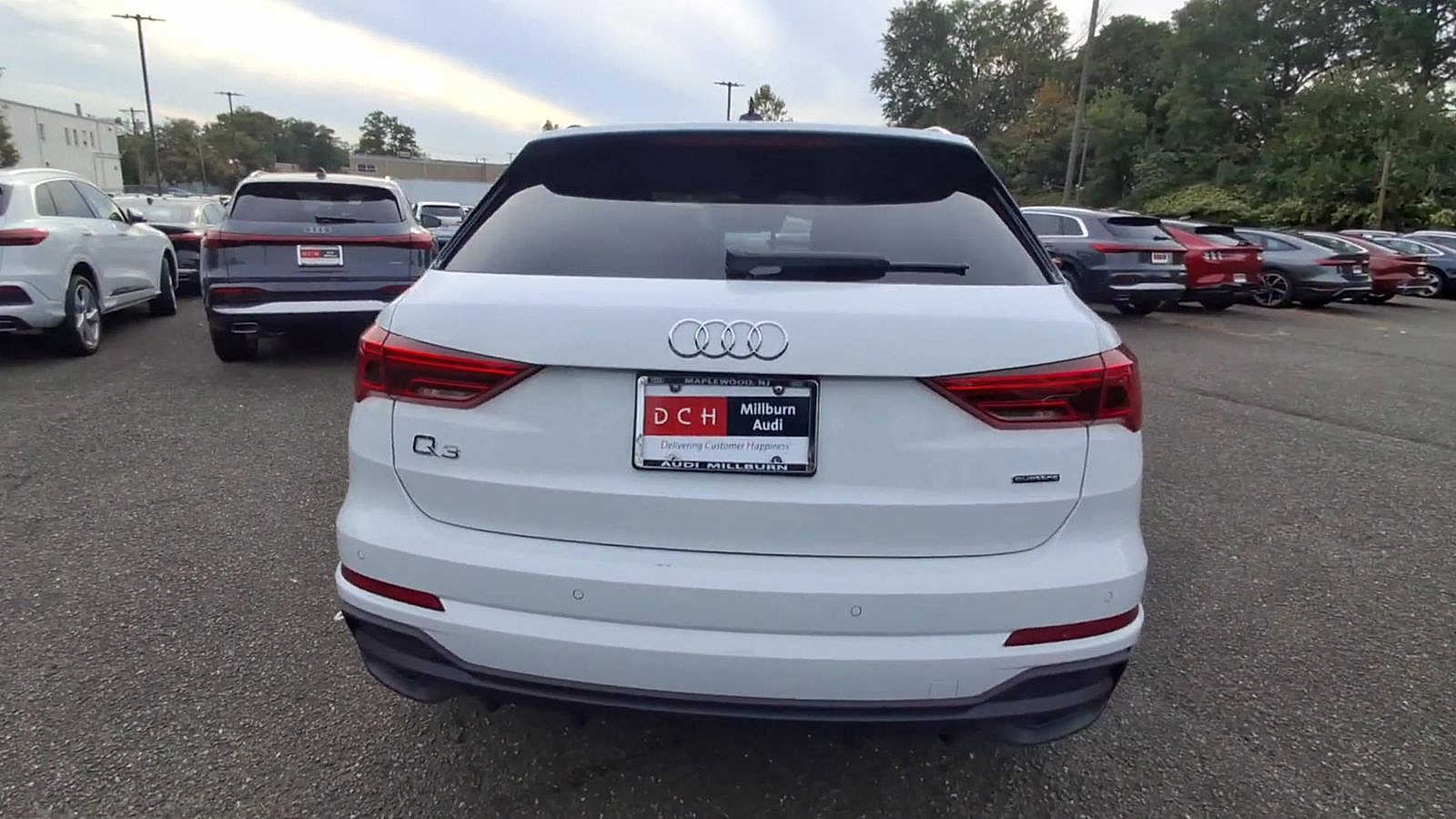 Thumbnail: 2025 Audi Q3 - 7