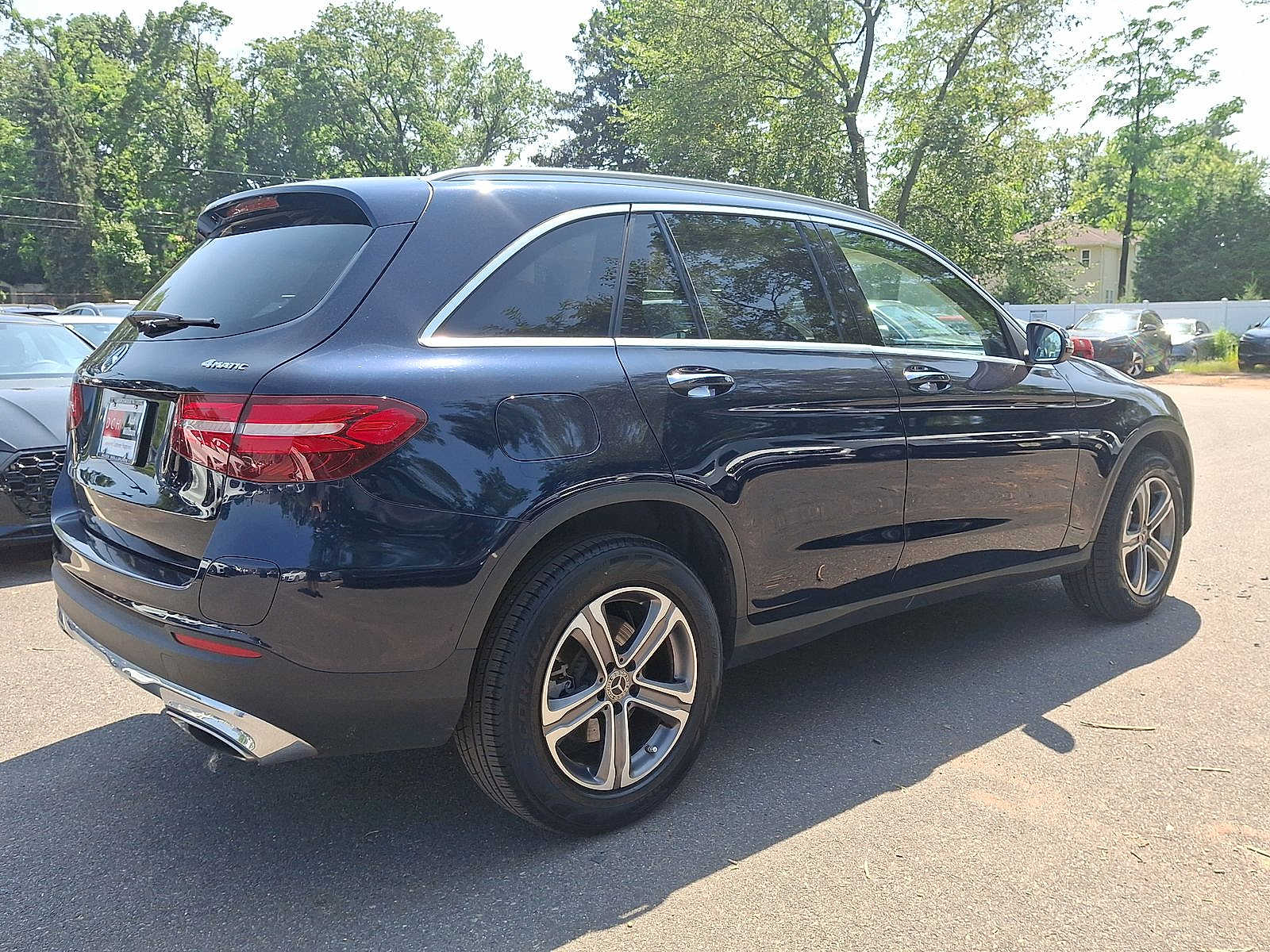 Thumbnail: 2019 Mercedes-Benz GLC - 25