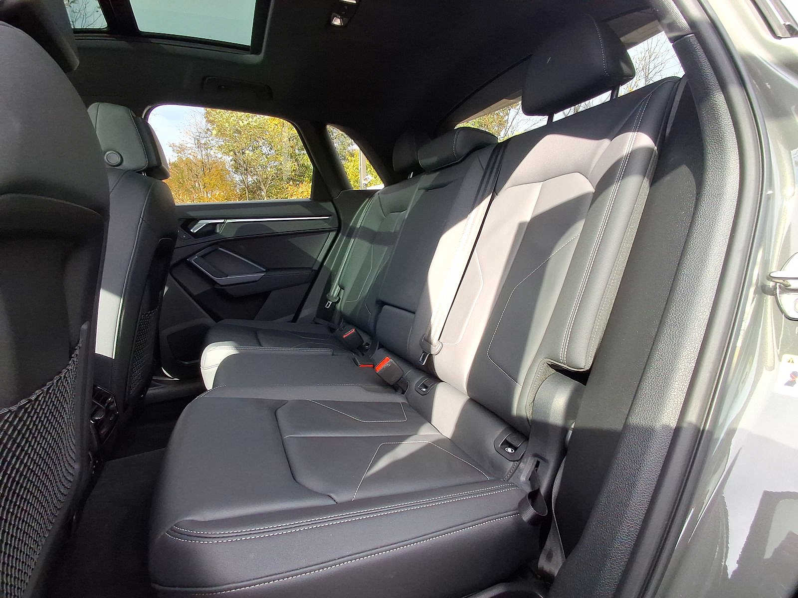 Thumbnail: 2025 Audi Q3 - 20