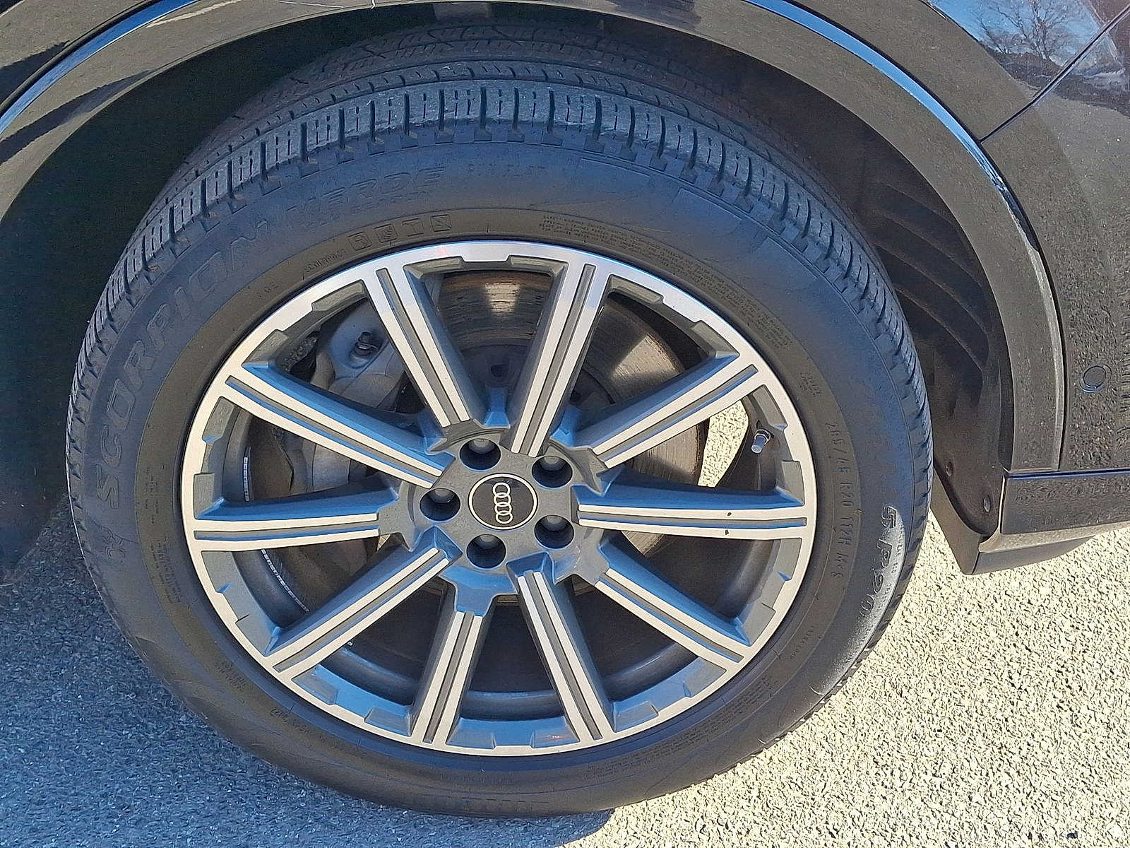 Thumbnail: 2023 Audi Q7 - 27