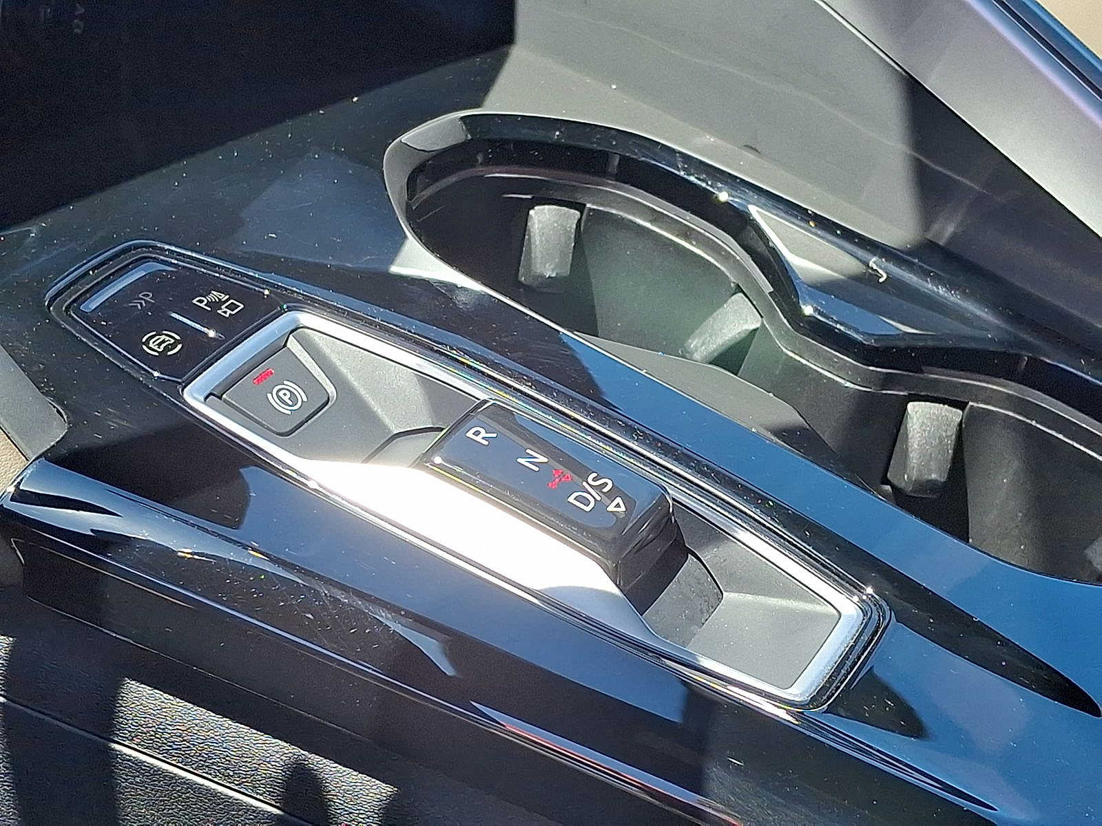 Thumbnail: 2025 Audi Q5 - 12
