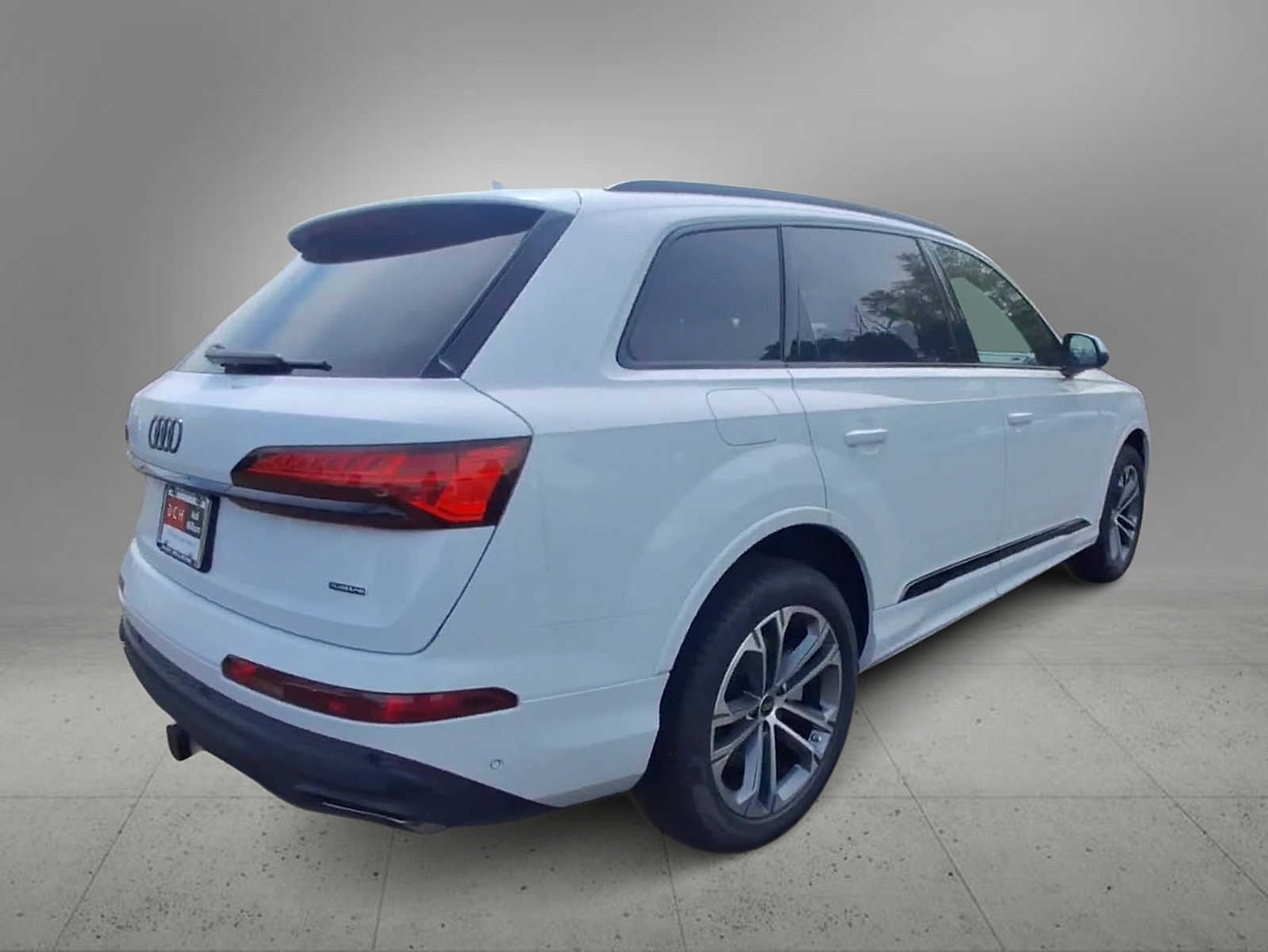 Thumbnail: 2026 Audi Q7 - 7