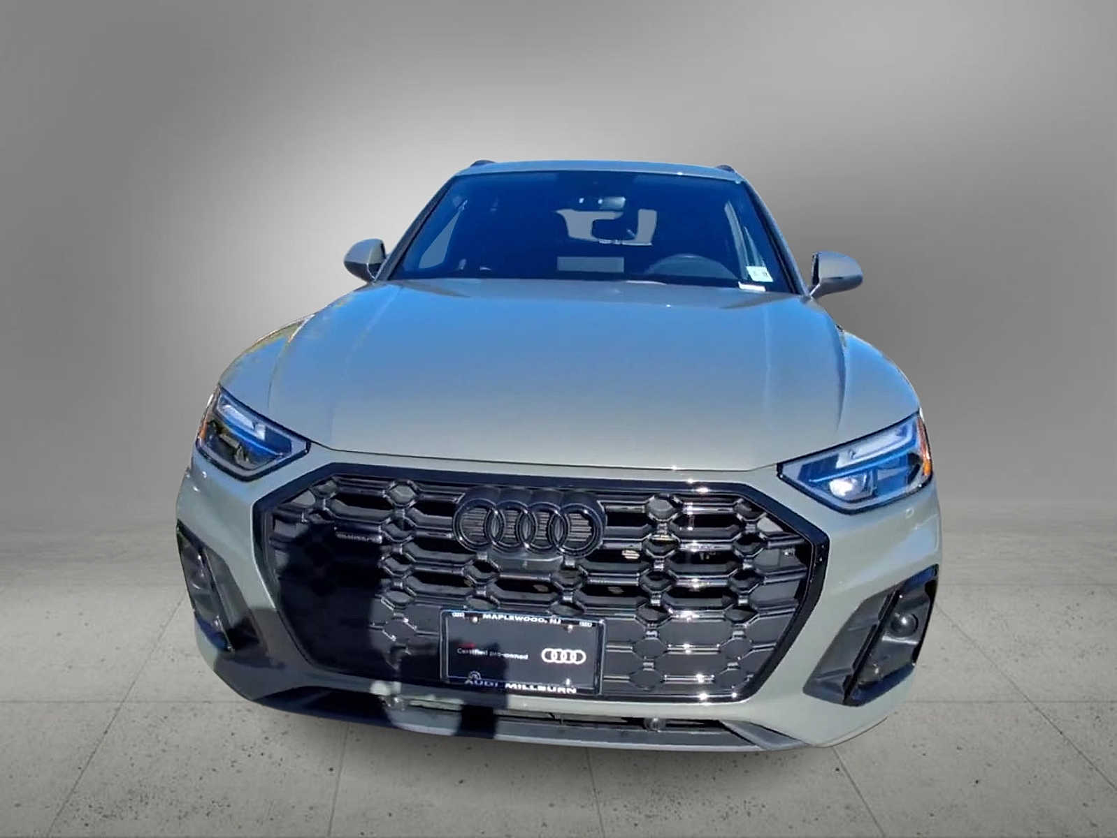 2023 Audi Q5 S line Premium Plus photo 2