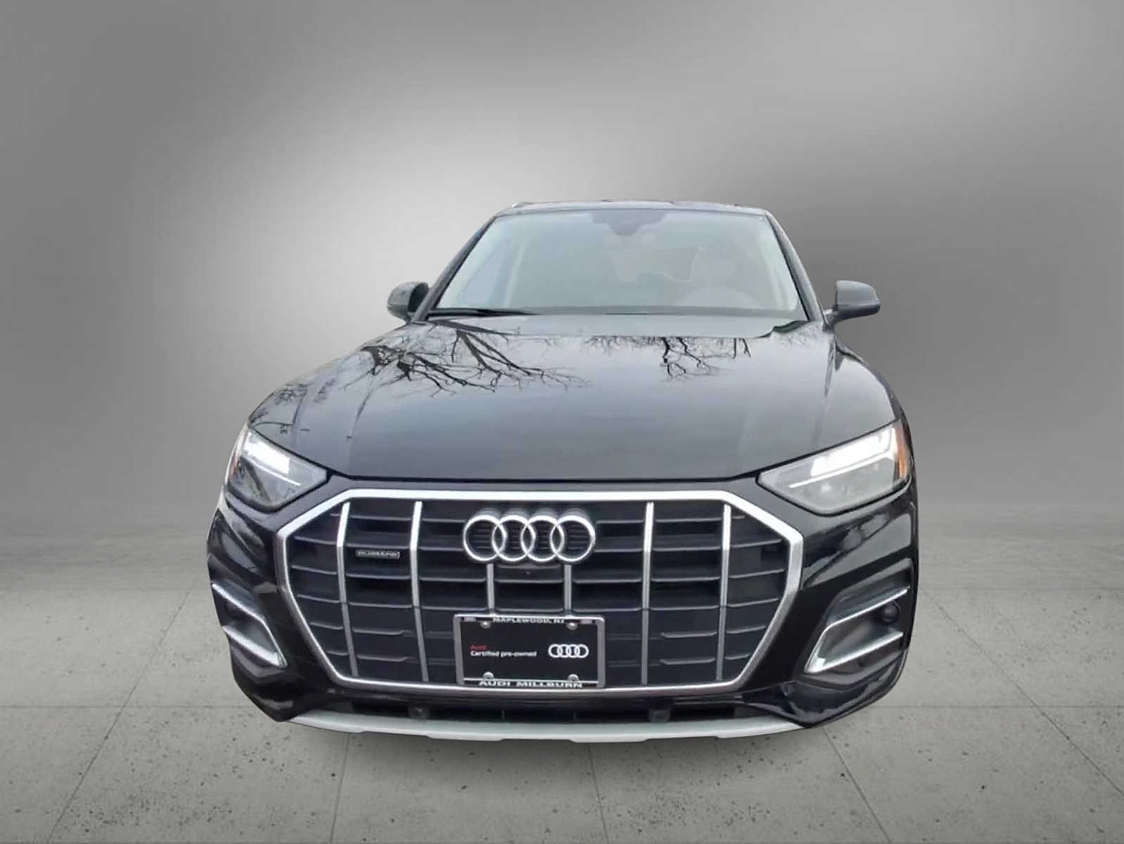 Thumbnail: 2023 Audi Q5 - 3