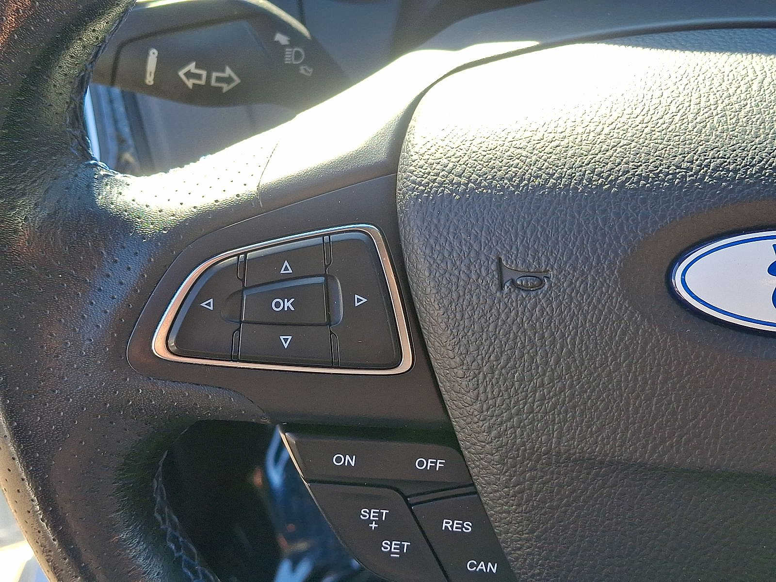 Thumbnail: 2017 Ford Focus - 16