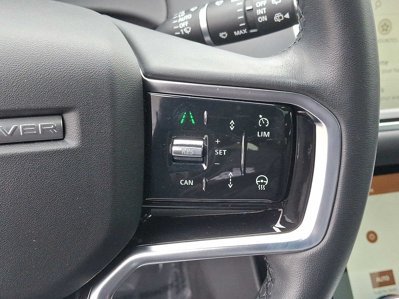 Thumbnail: 2023 Land Rover Range Rover Evoque - 18