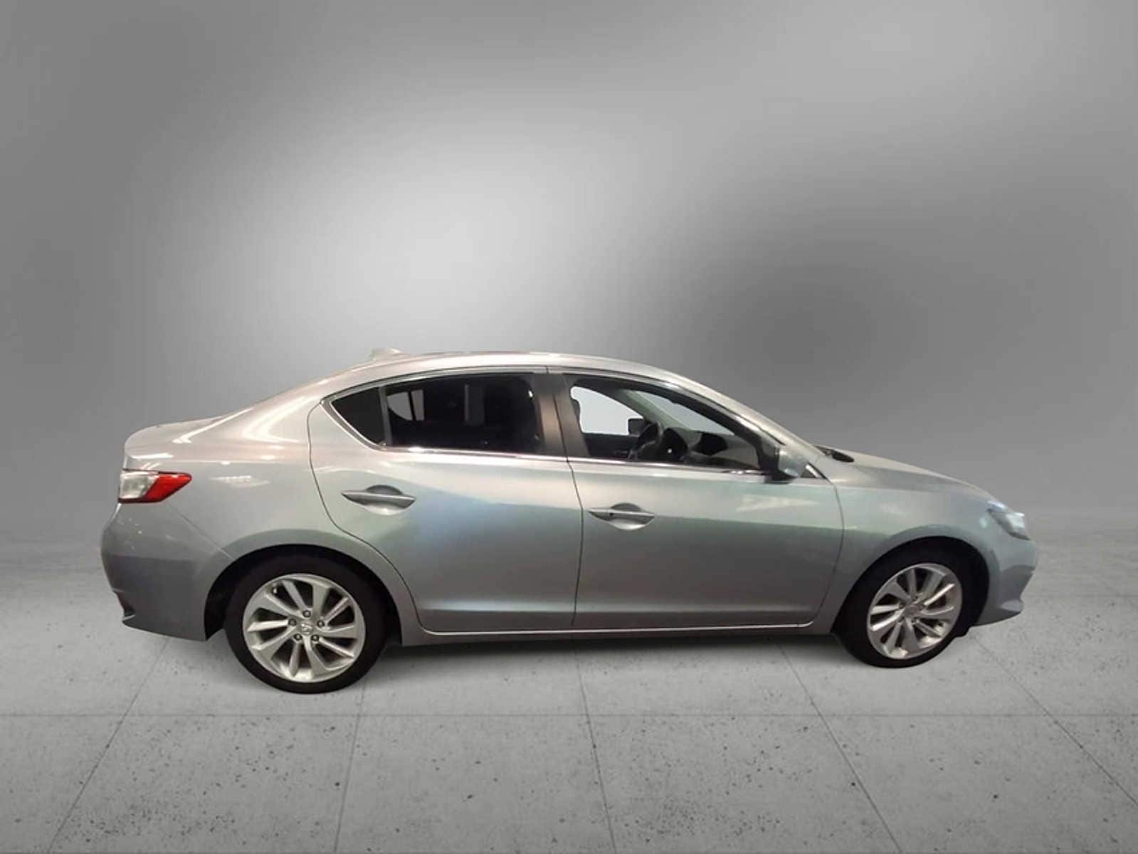 Thumbnail: 2018 Acura ILX - 9