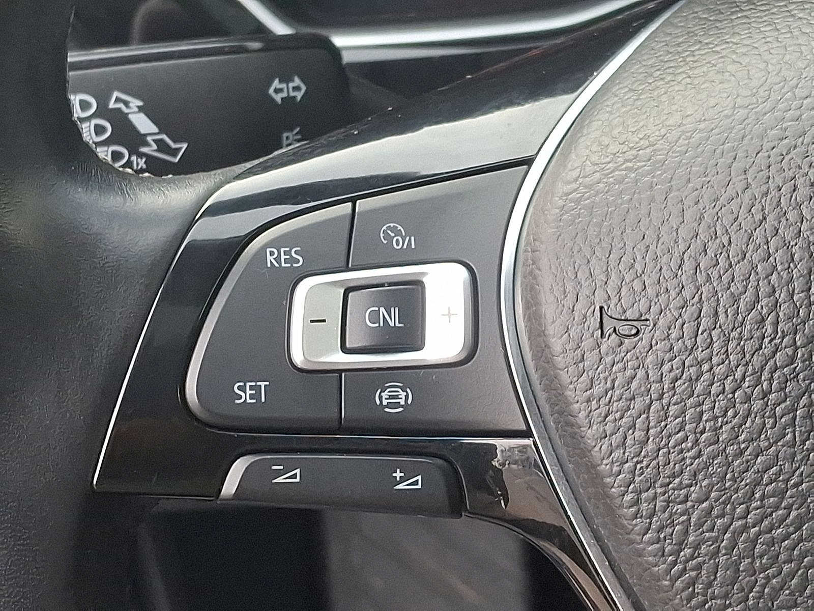 Thumbnail: 2019 Volkswagen Jetta - 17