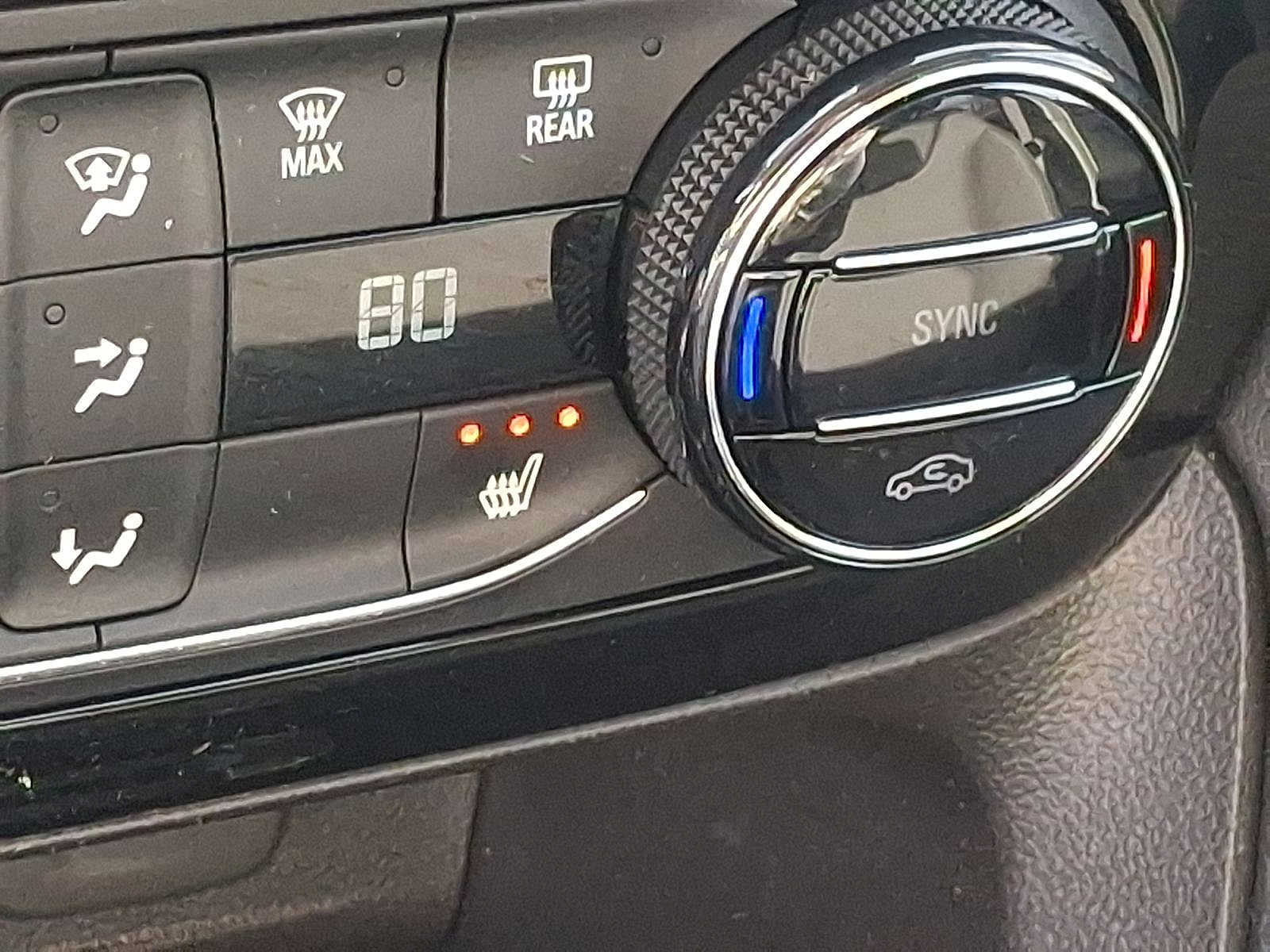 Thumbnail: 2023 Buick Encore GX - 17