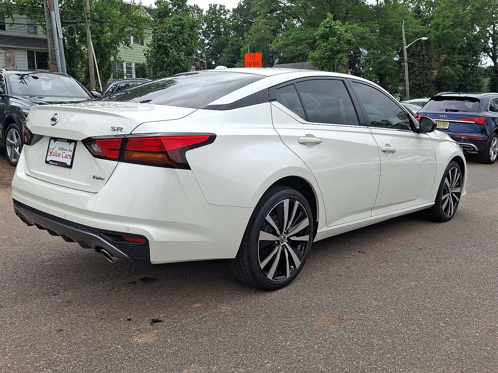 Thumbnail: 2020 Nissan Altima - 20