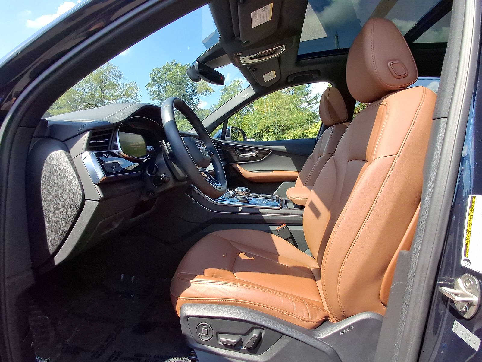Thumbnail: 2023 Audi Q7 - 11