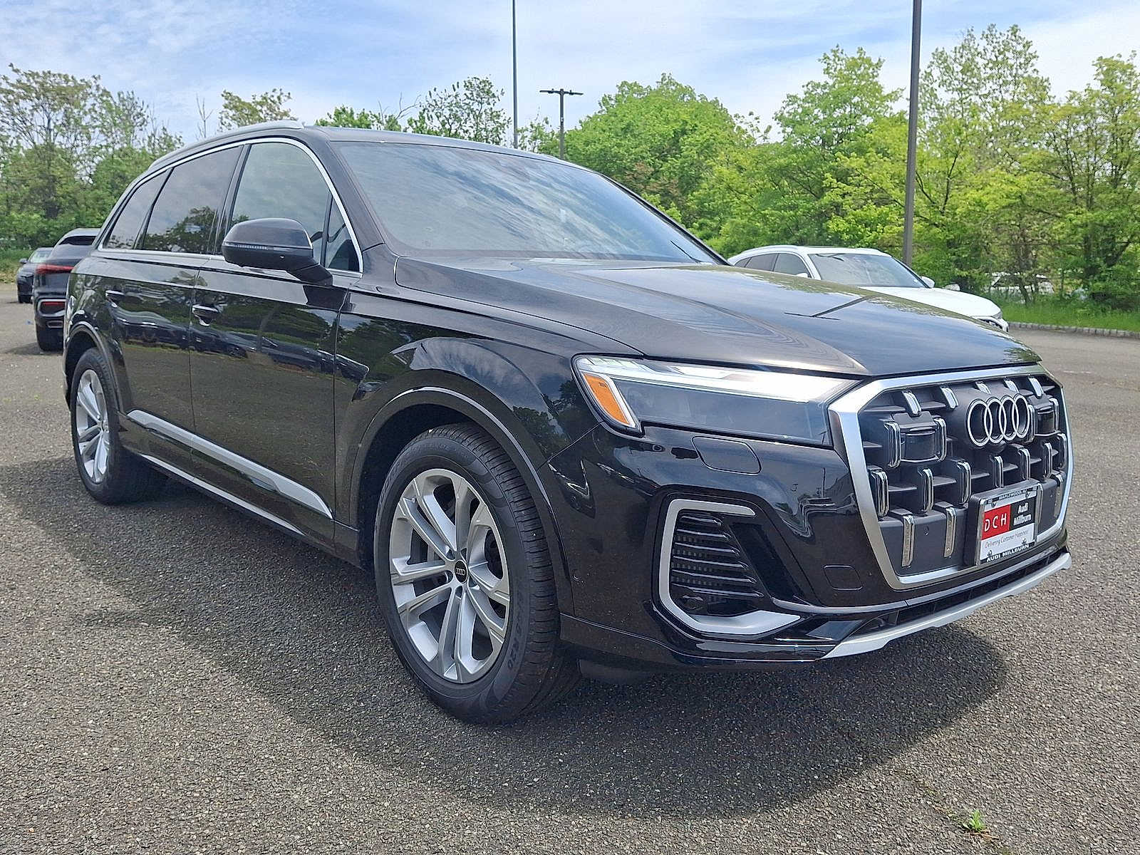 Thumbnail: 2026 Audi Q7 - 10