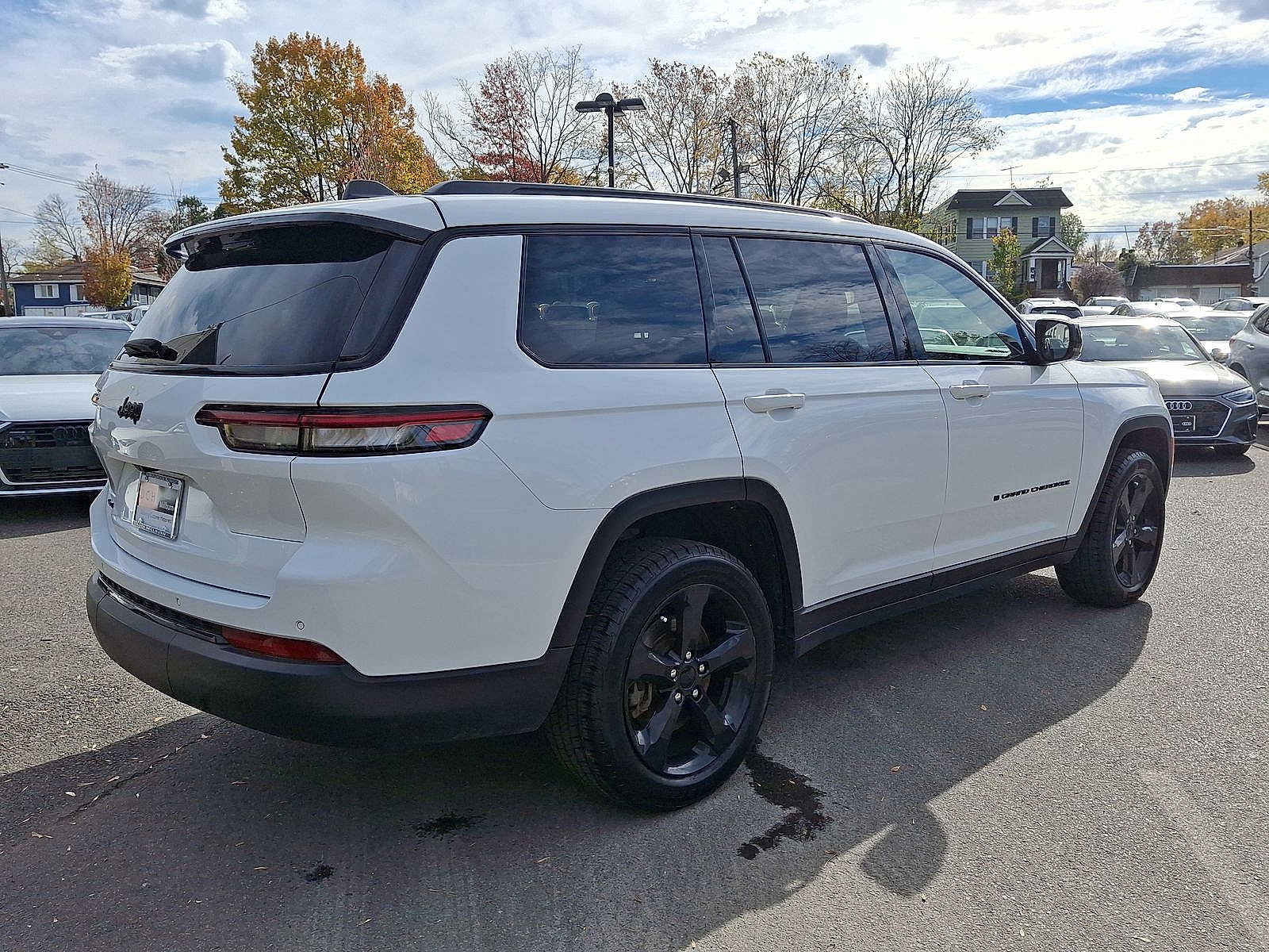 Thumbnail: 2023 Jeep Grand Cherokee - 25