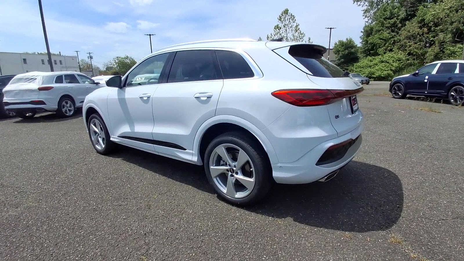 Thumbnail: 2026 Audi Q5 - 6