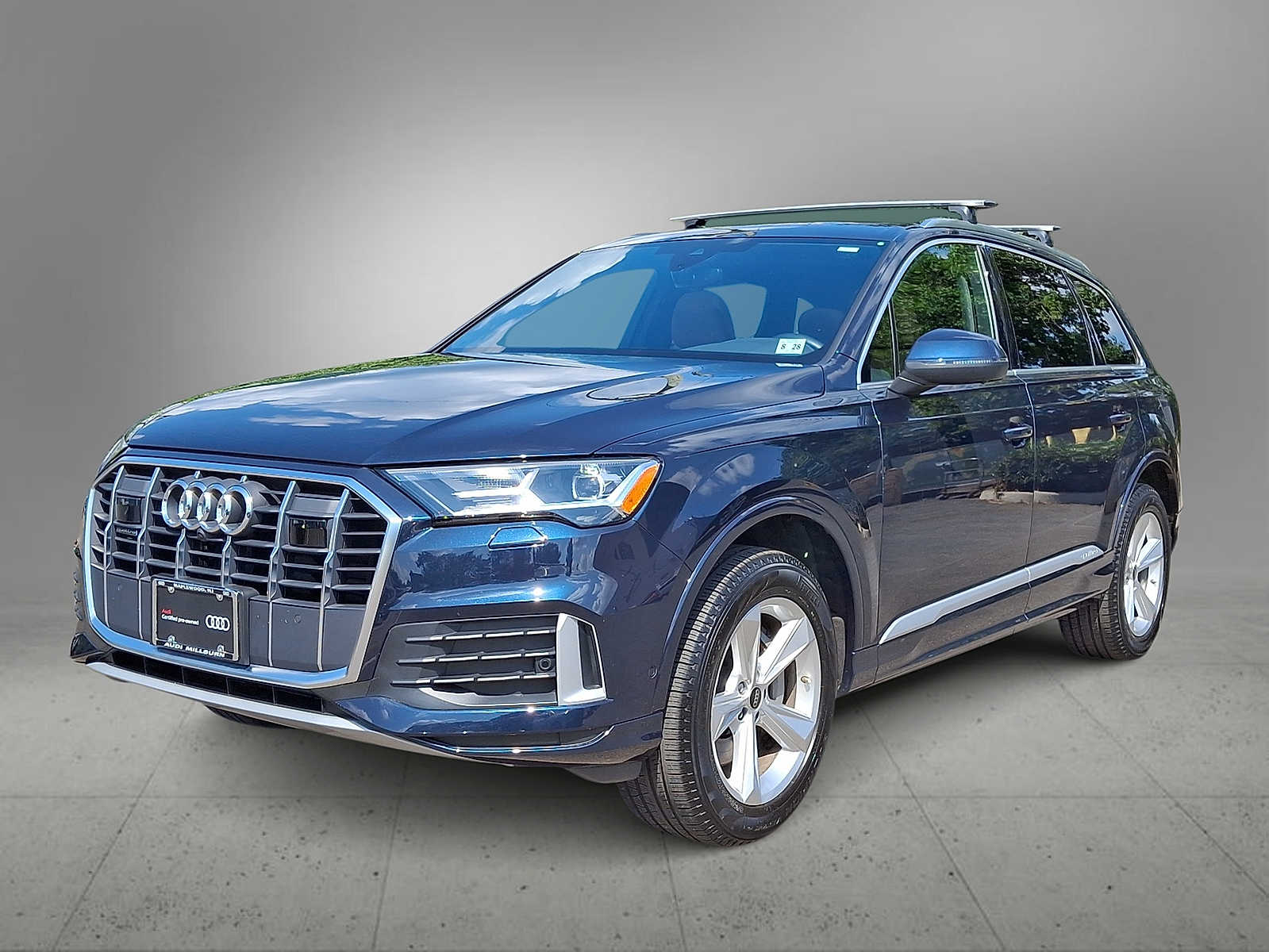 Thumbnail: 2023 Audi Q7 - 1