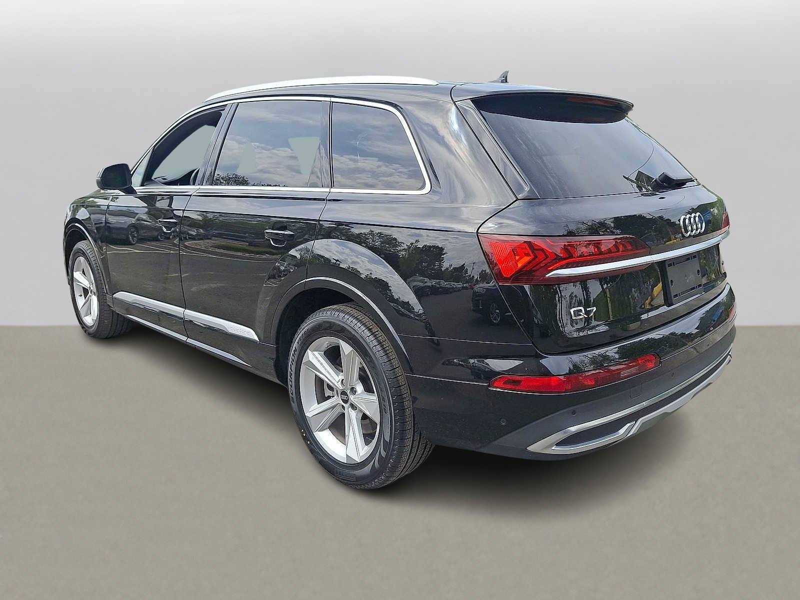 Thumbnail: 2023 Audi Q7 - 22
