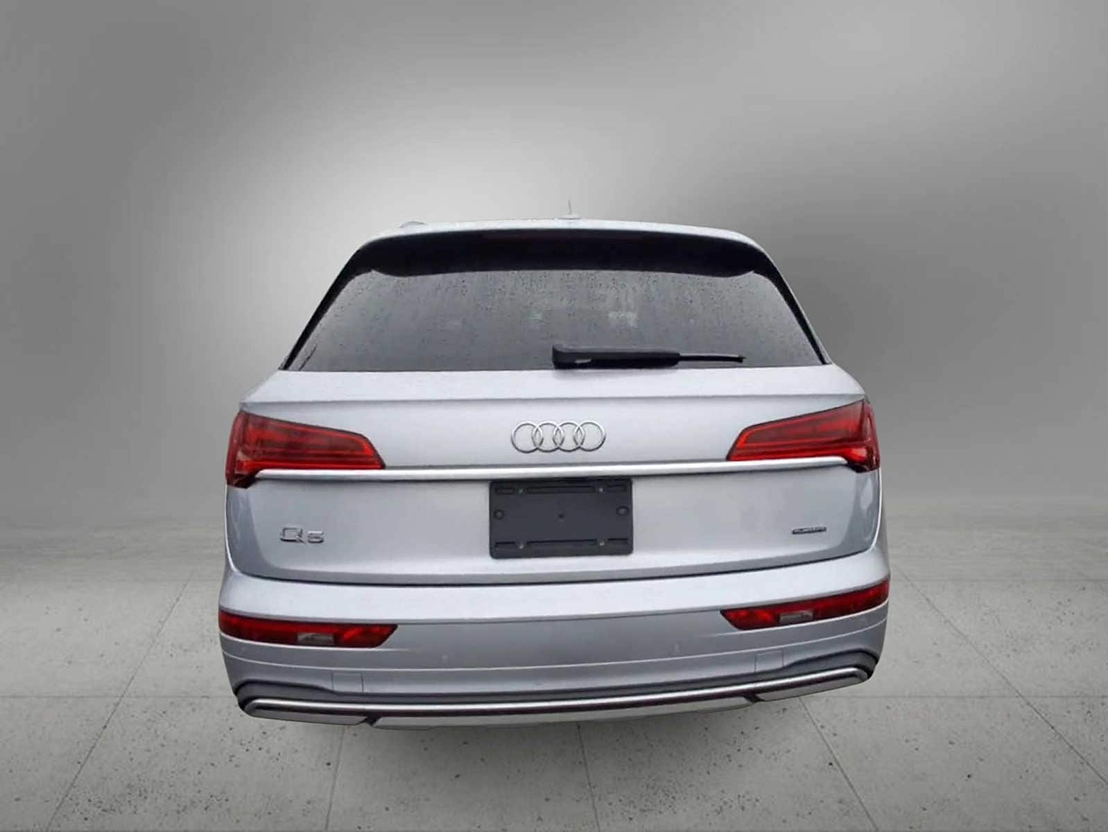 Thumbnail: 2023 Audi Q5 - 7