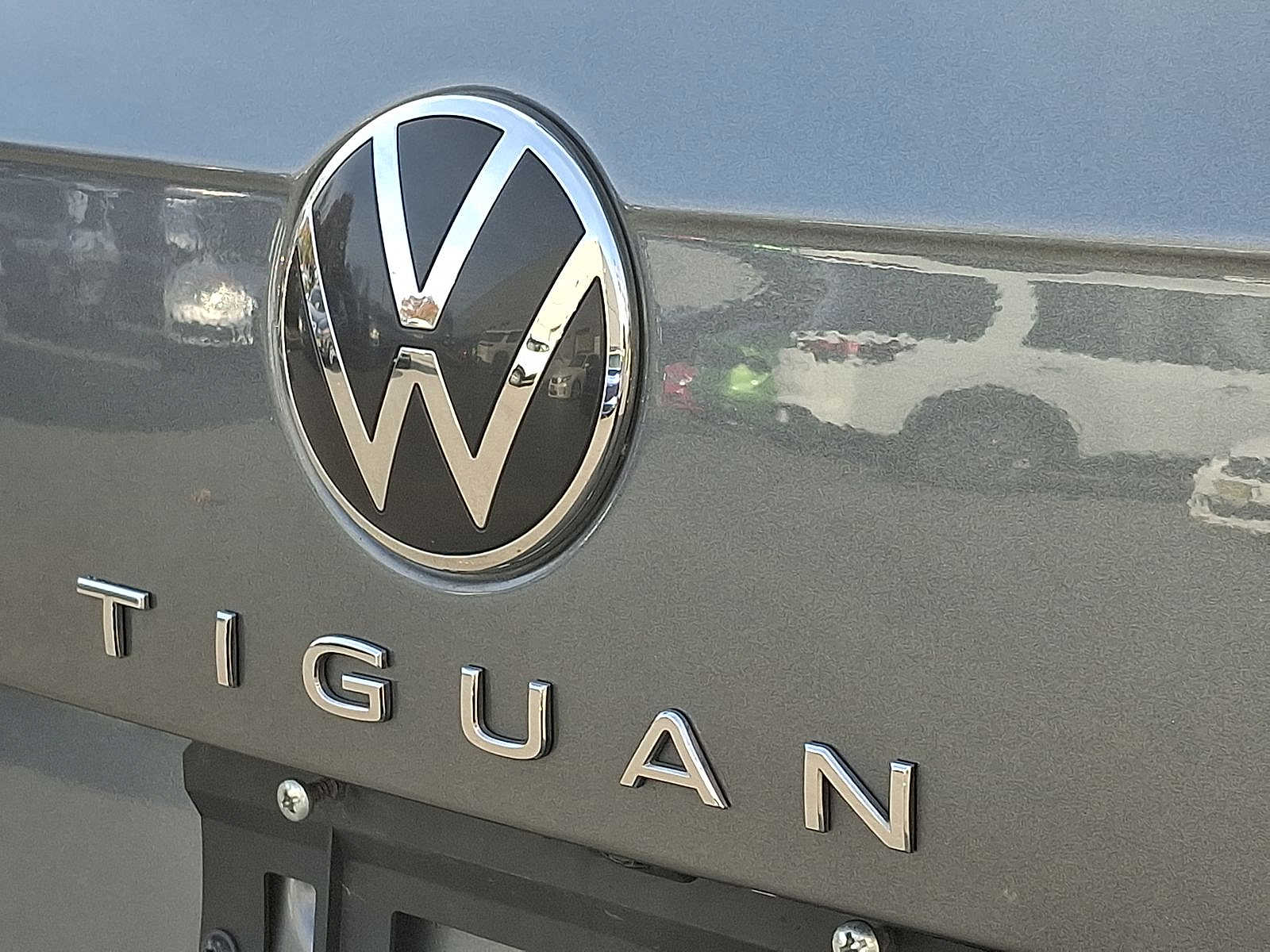 Thumbnail: 2024 Volkswagen Tiguan - 24