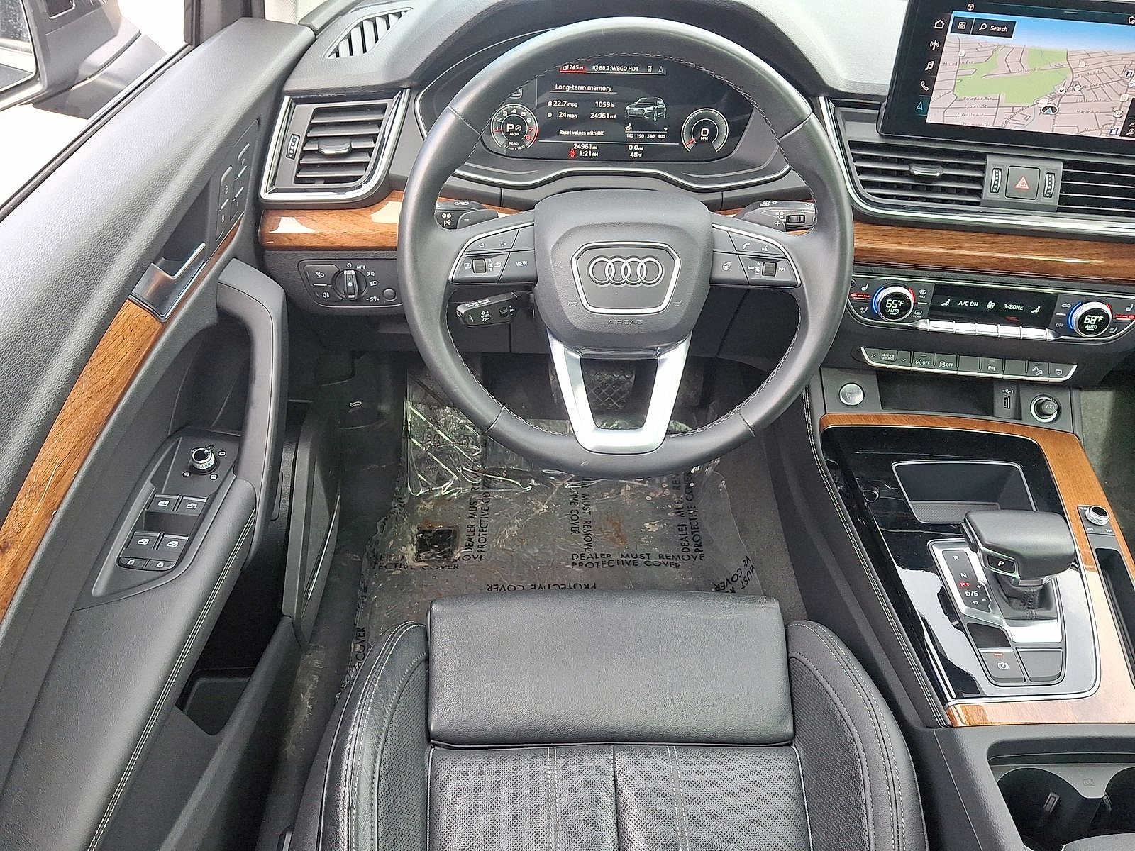 Thumbnail: 2023 Audi Q5 - 21