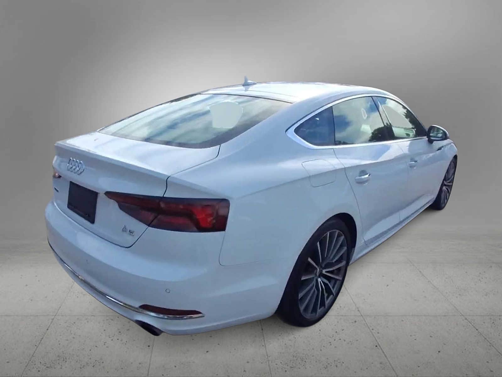 Thumbnail: 2019 Audi A5 - 8